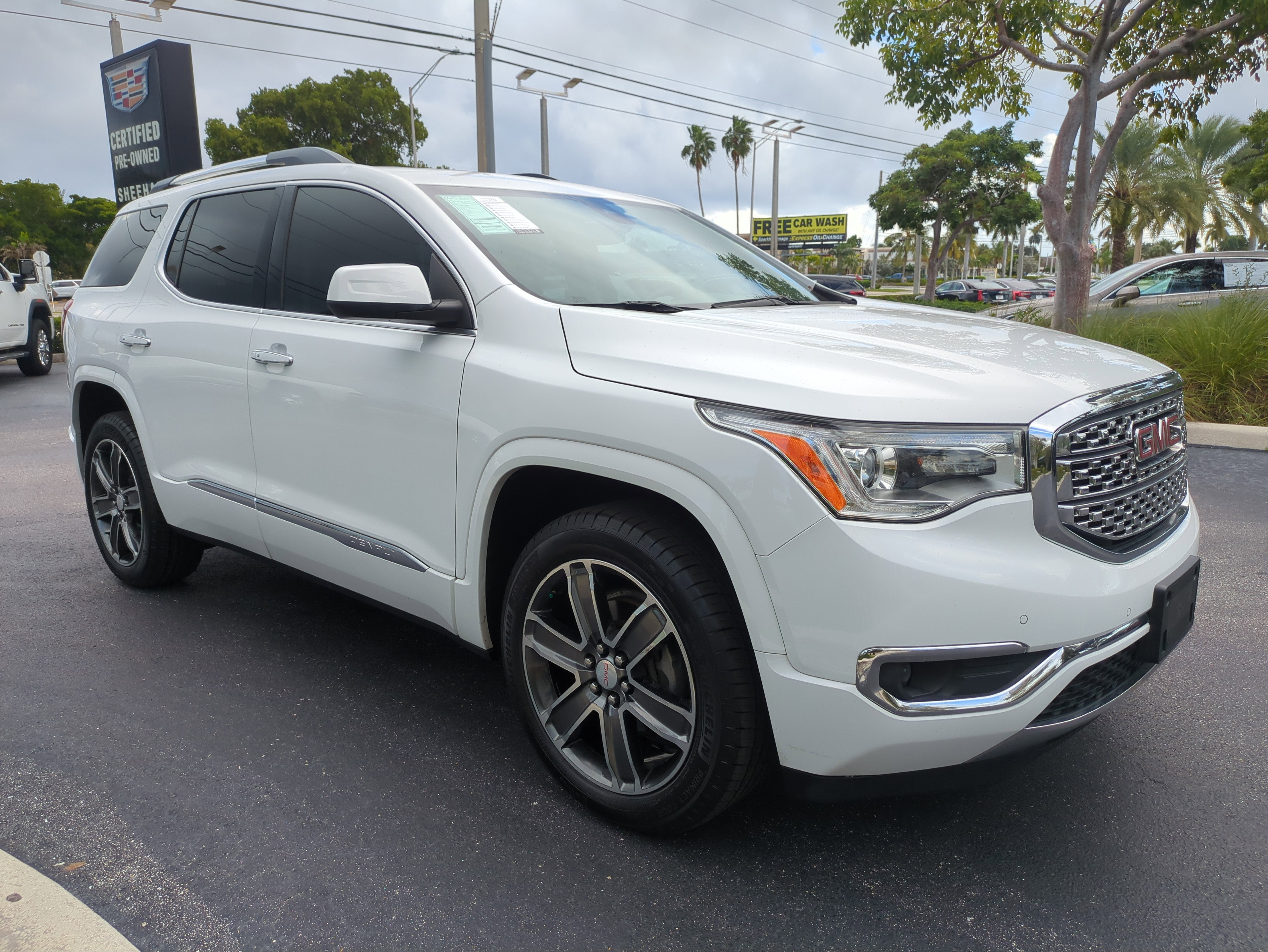 2019 GMC Acadia Denali