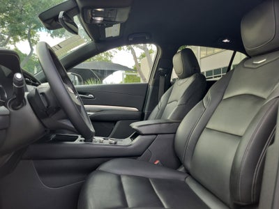 2020 Cadillac XT4 Premium Luxury