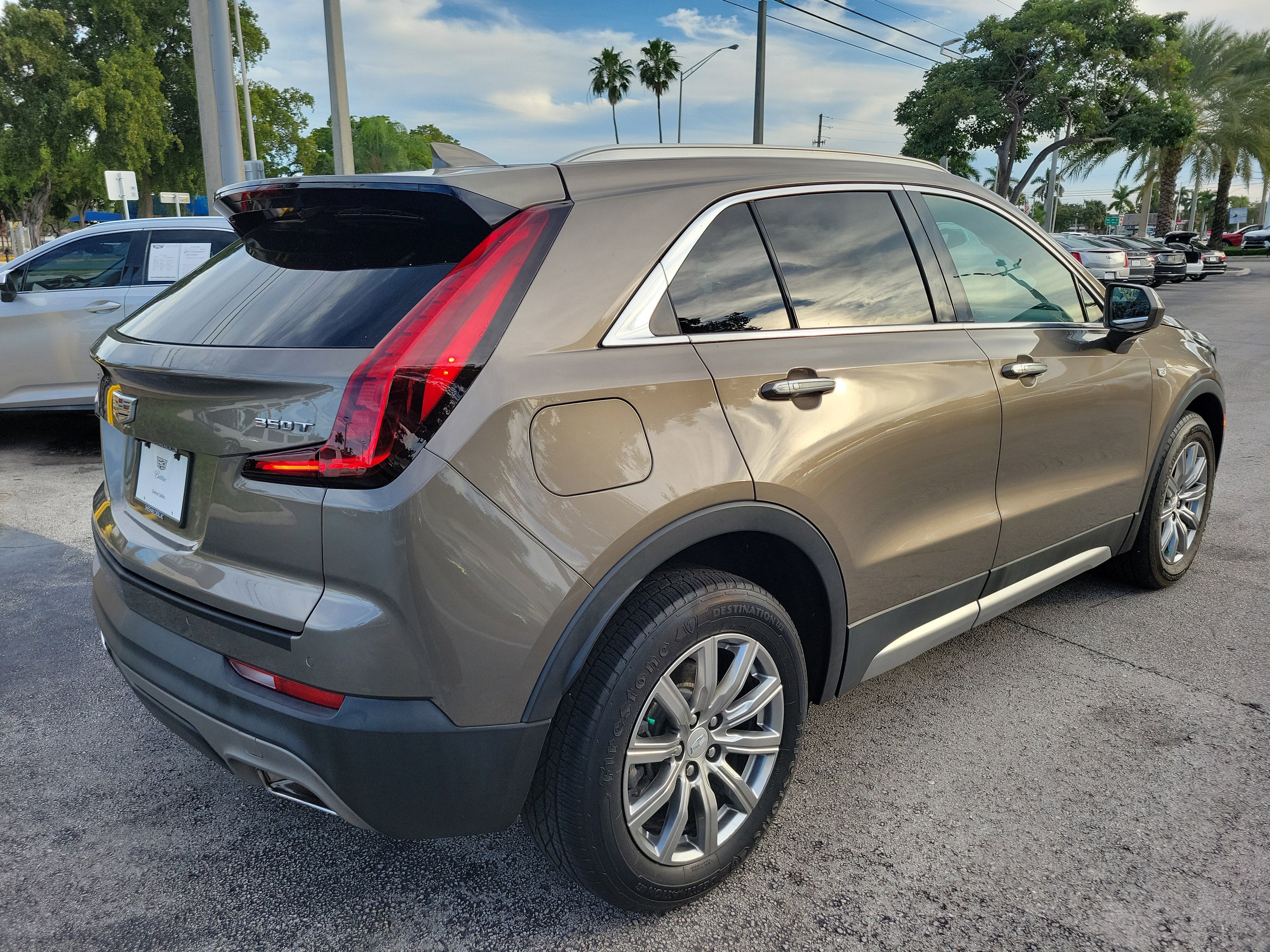 2020 Cadillac XT4 Premium Luxury