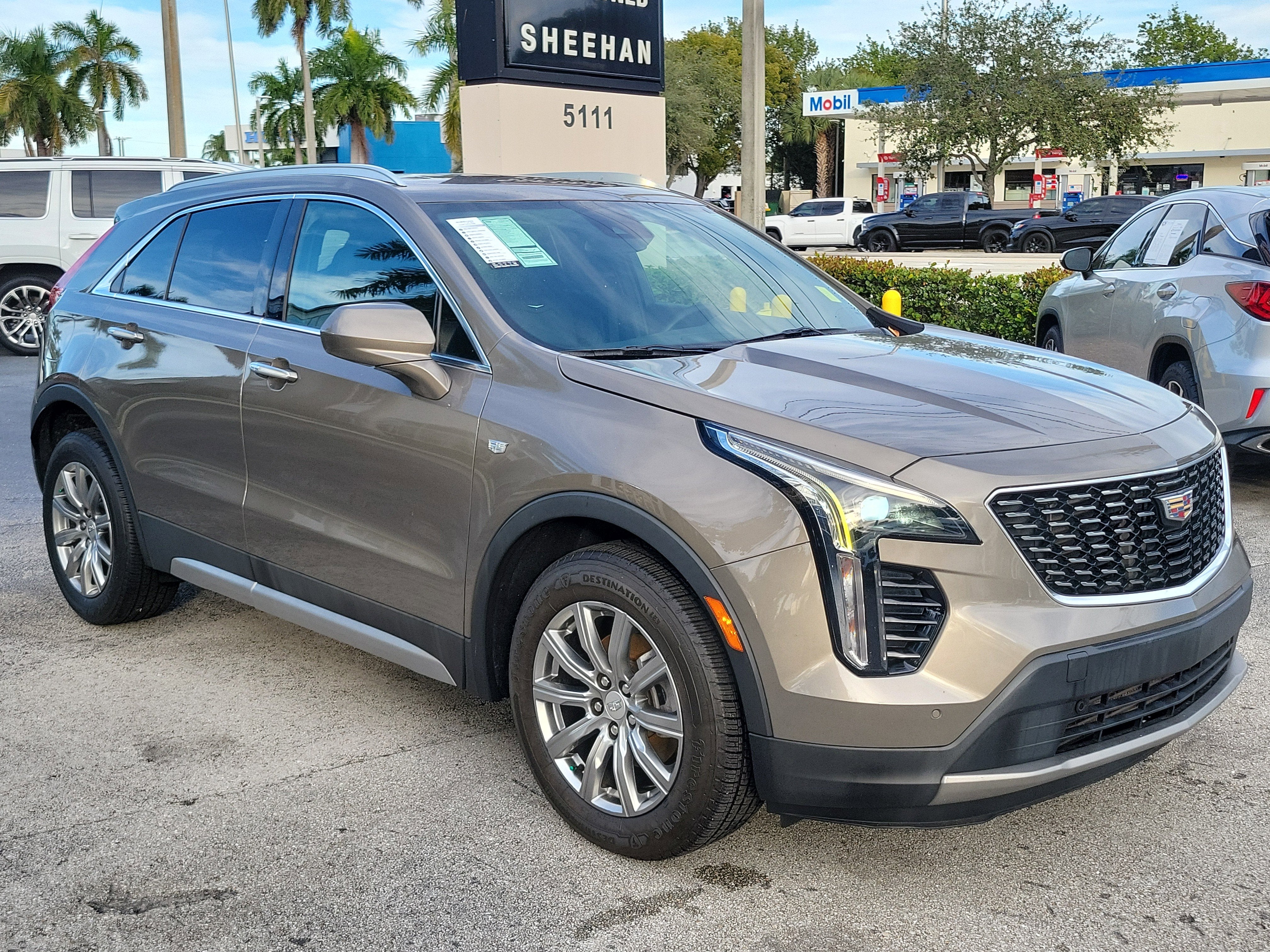 2020 Cadillac XT4 Premium Luxury