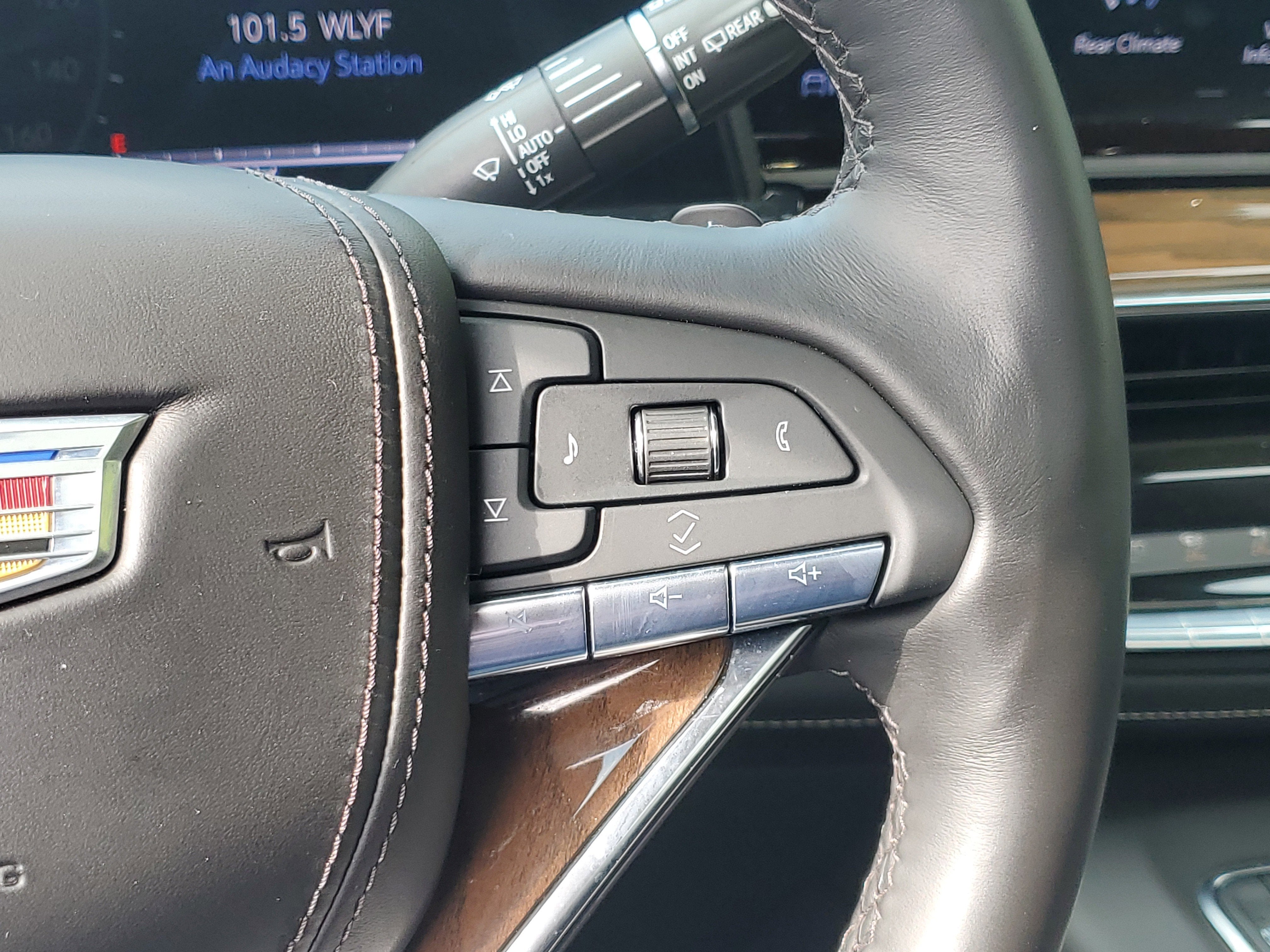 2024 Cadillac Escalade Premium Luxury Platinum