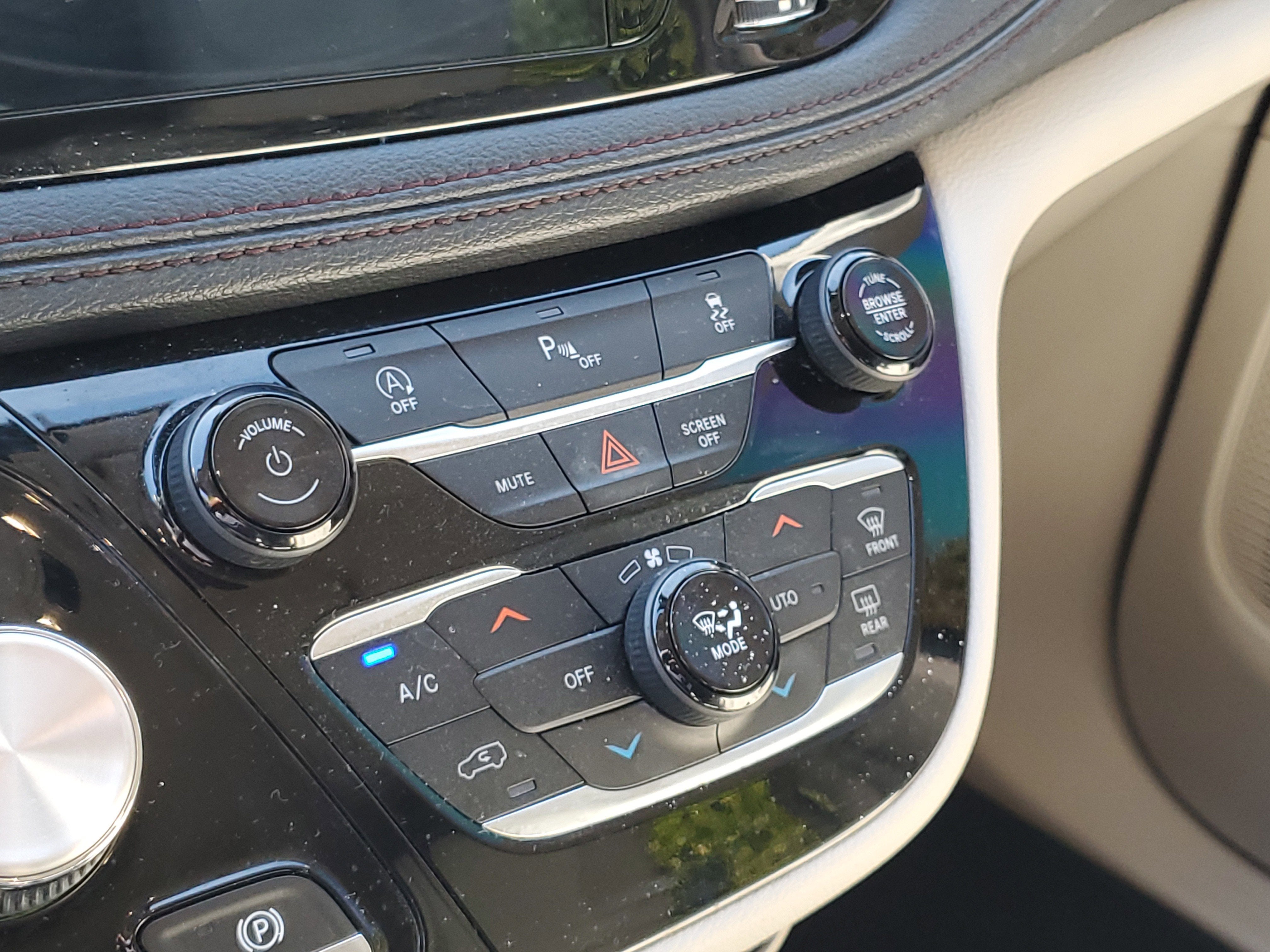 2020 Chrysler Pacifica Limited