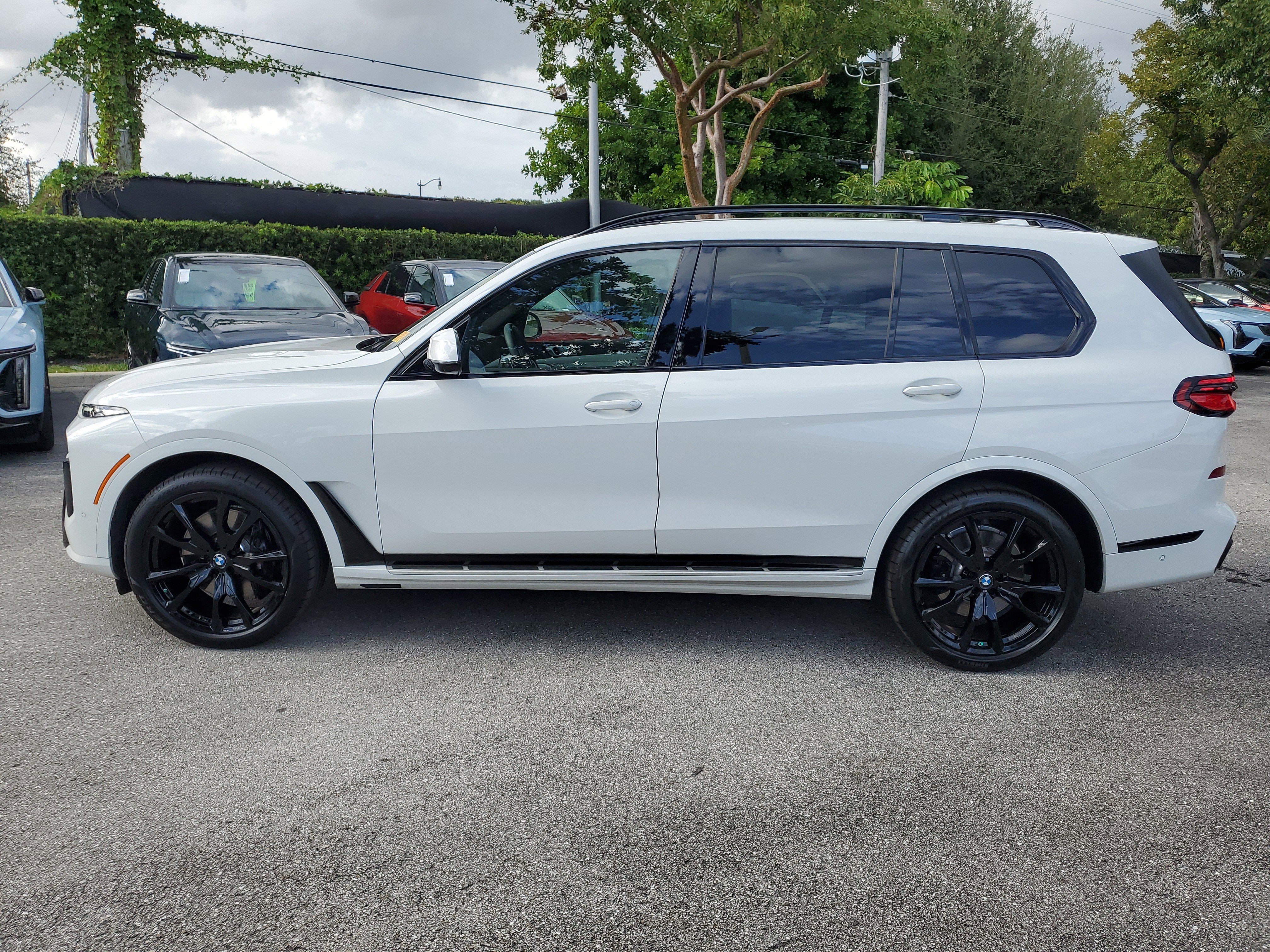 2023 BMW X7 xDrive40i