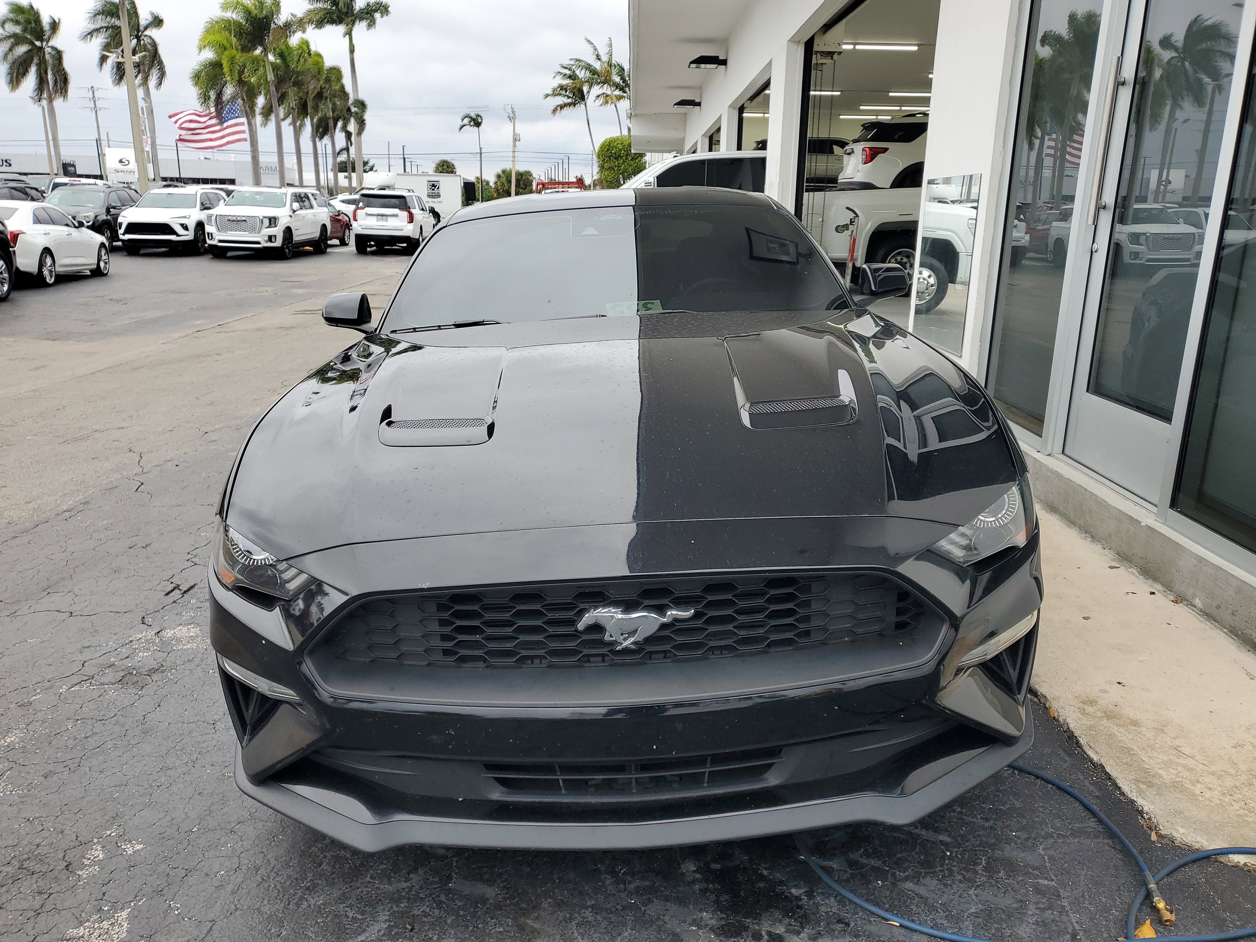 2021 Ford Mustang EcoBoost