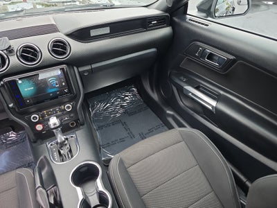 2015 Ford Mustang V6
