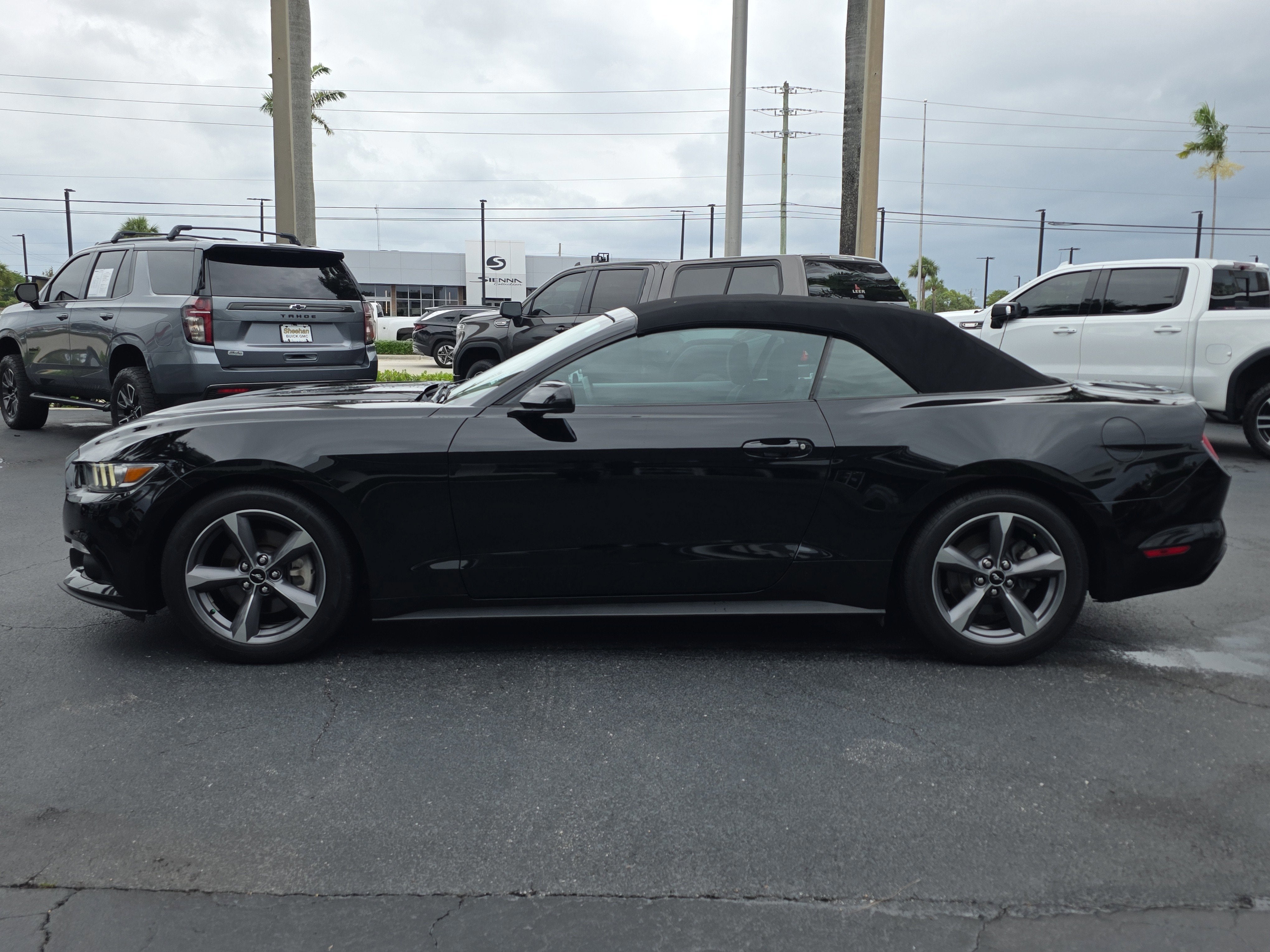 2015 Ford Mustang V6