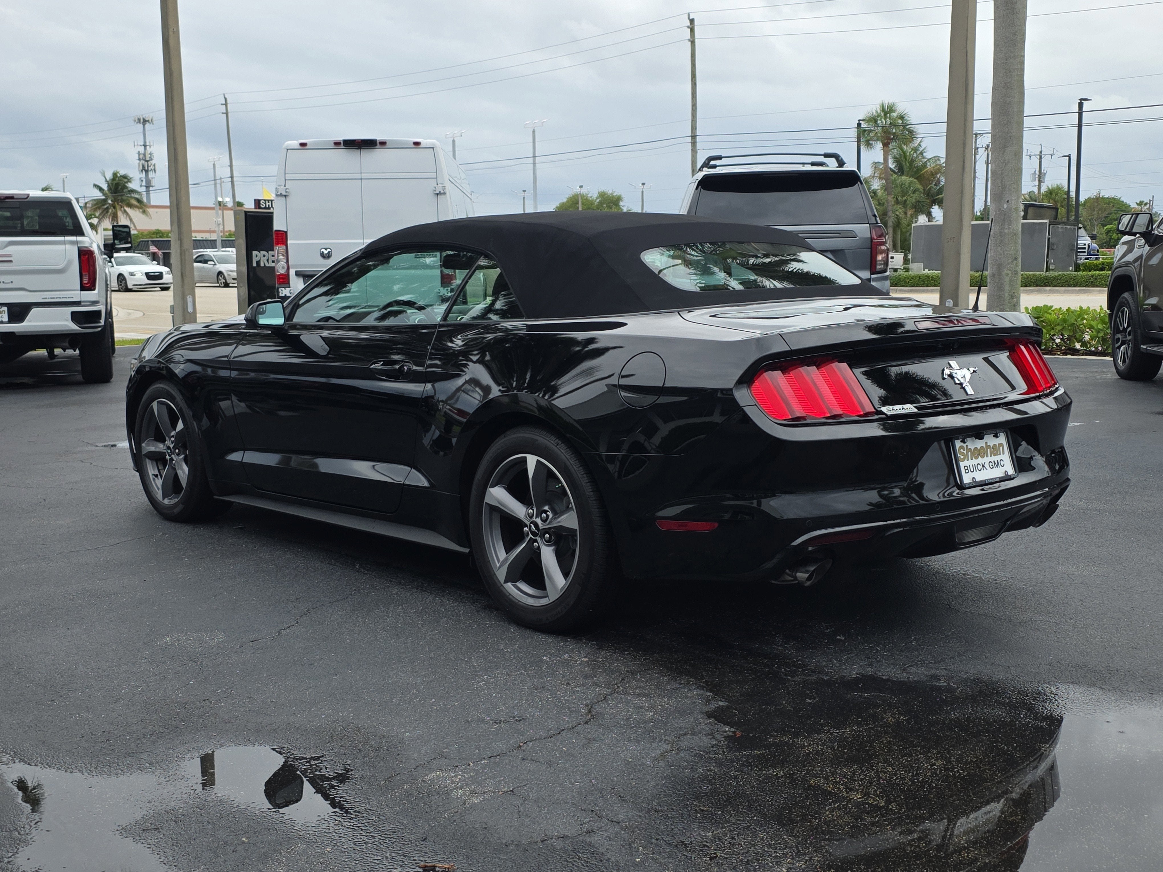 2015 Ford Mustang V6