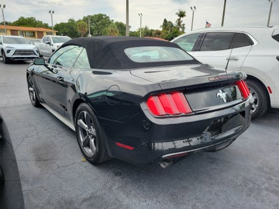 2015 Ford Mustang V6