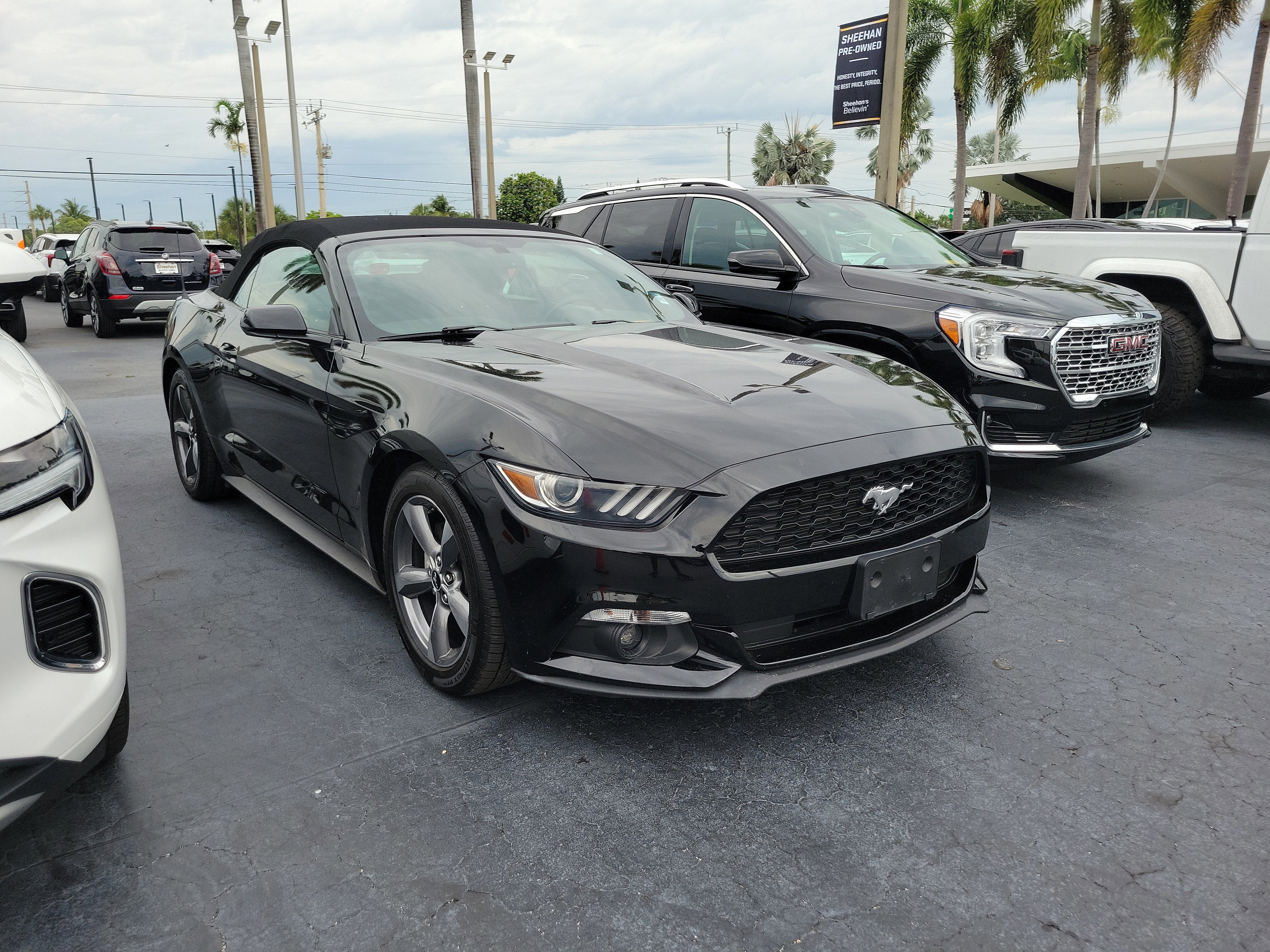 2015 Ford Mustang V6