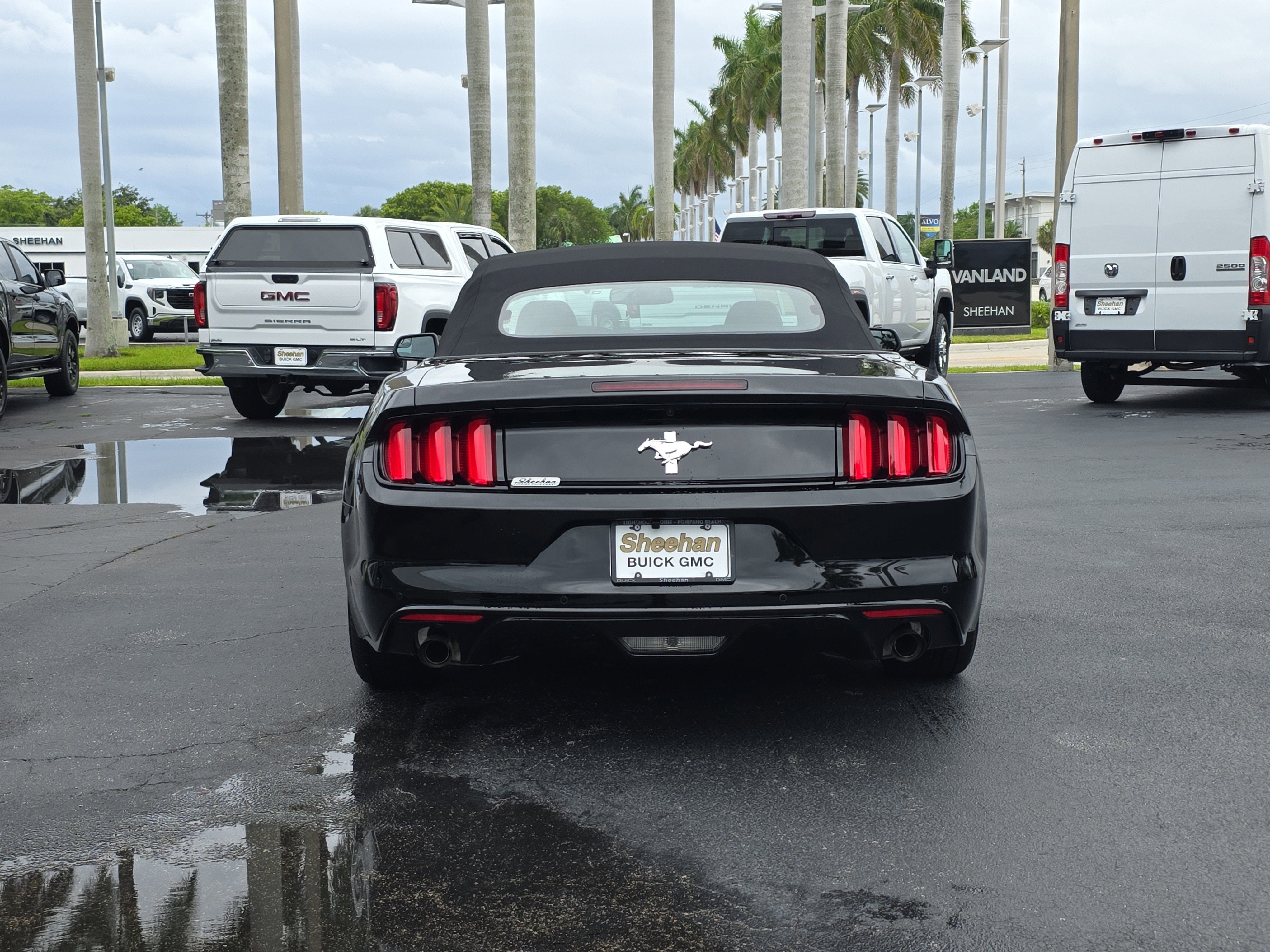 2015 Ford Mustang V6