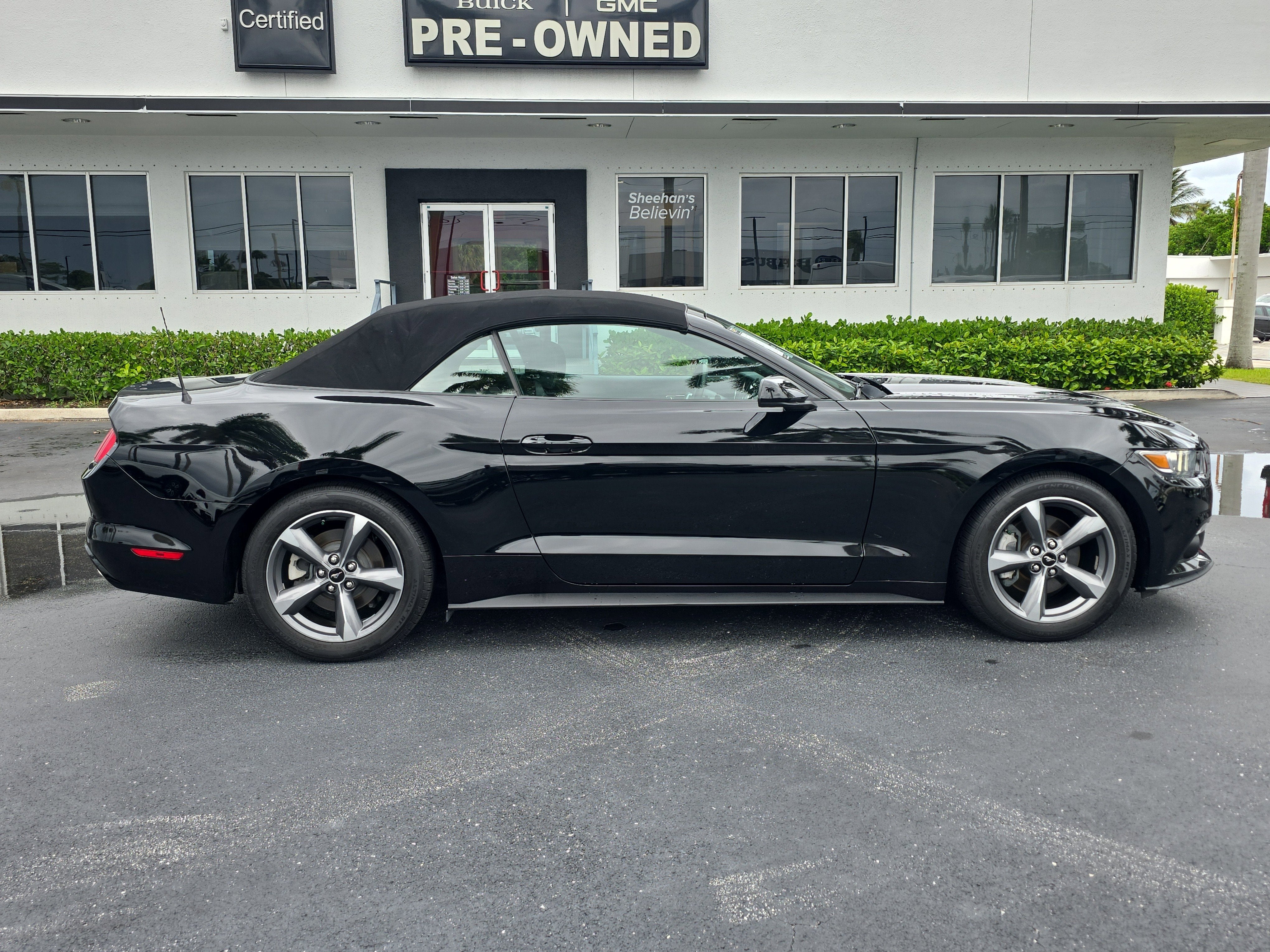 2015 Ford Mustang V6
