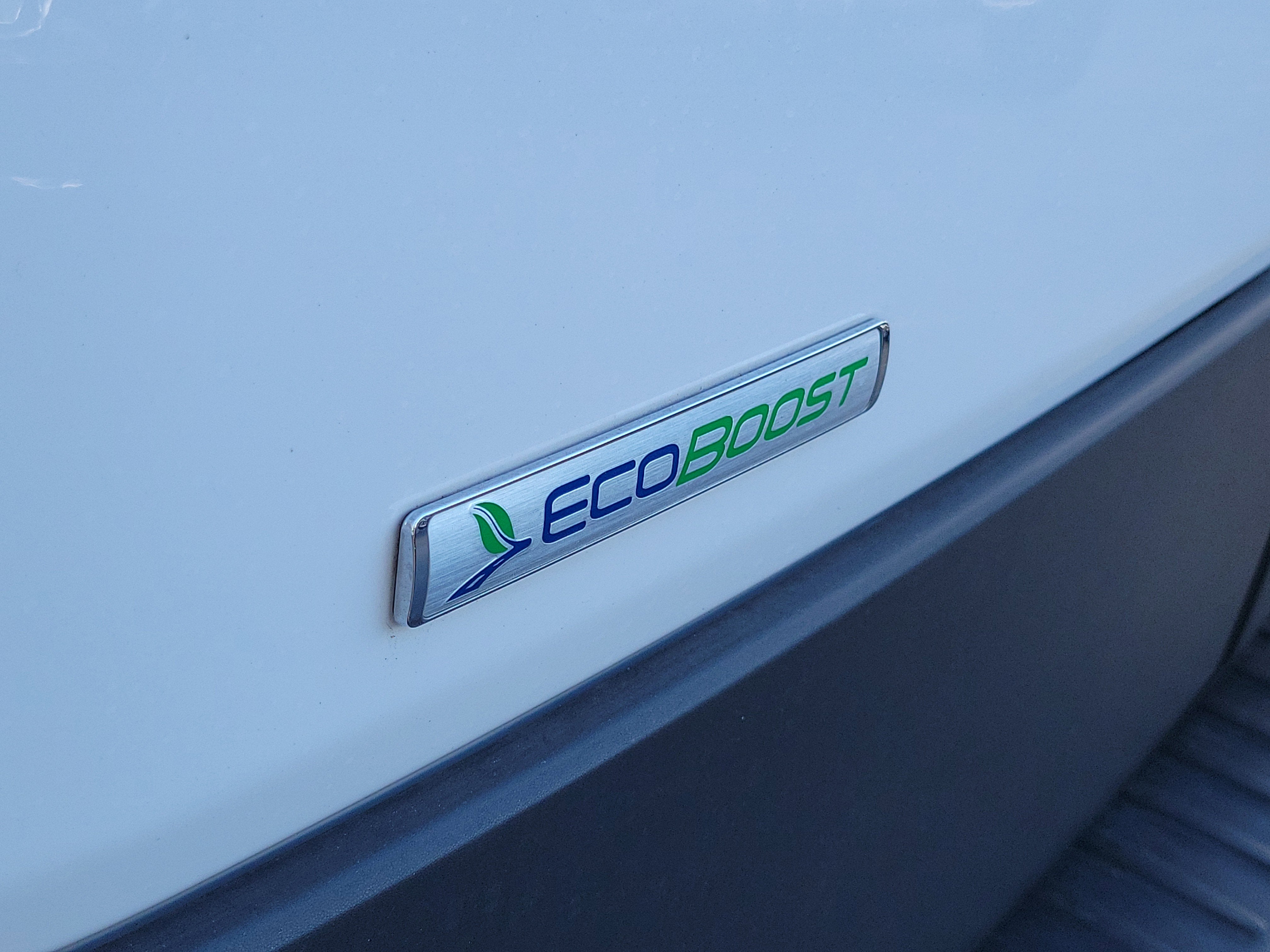 2024 Ford Transit Passenger Wagon XL