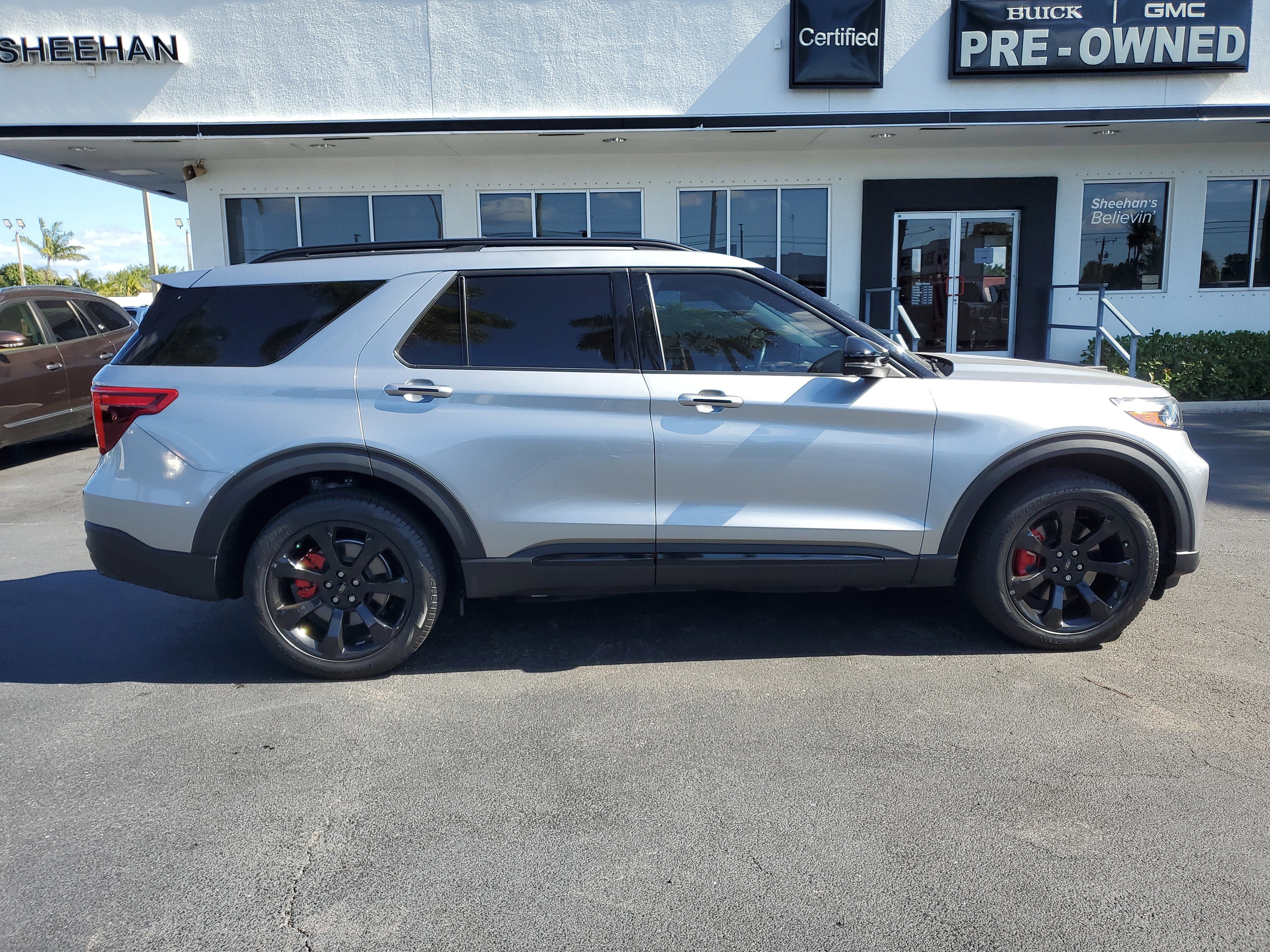2023 Ford Explorer ST