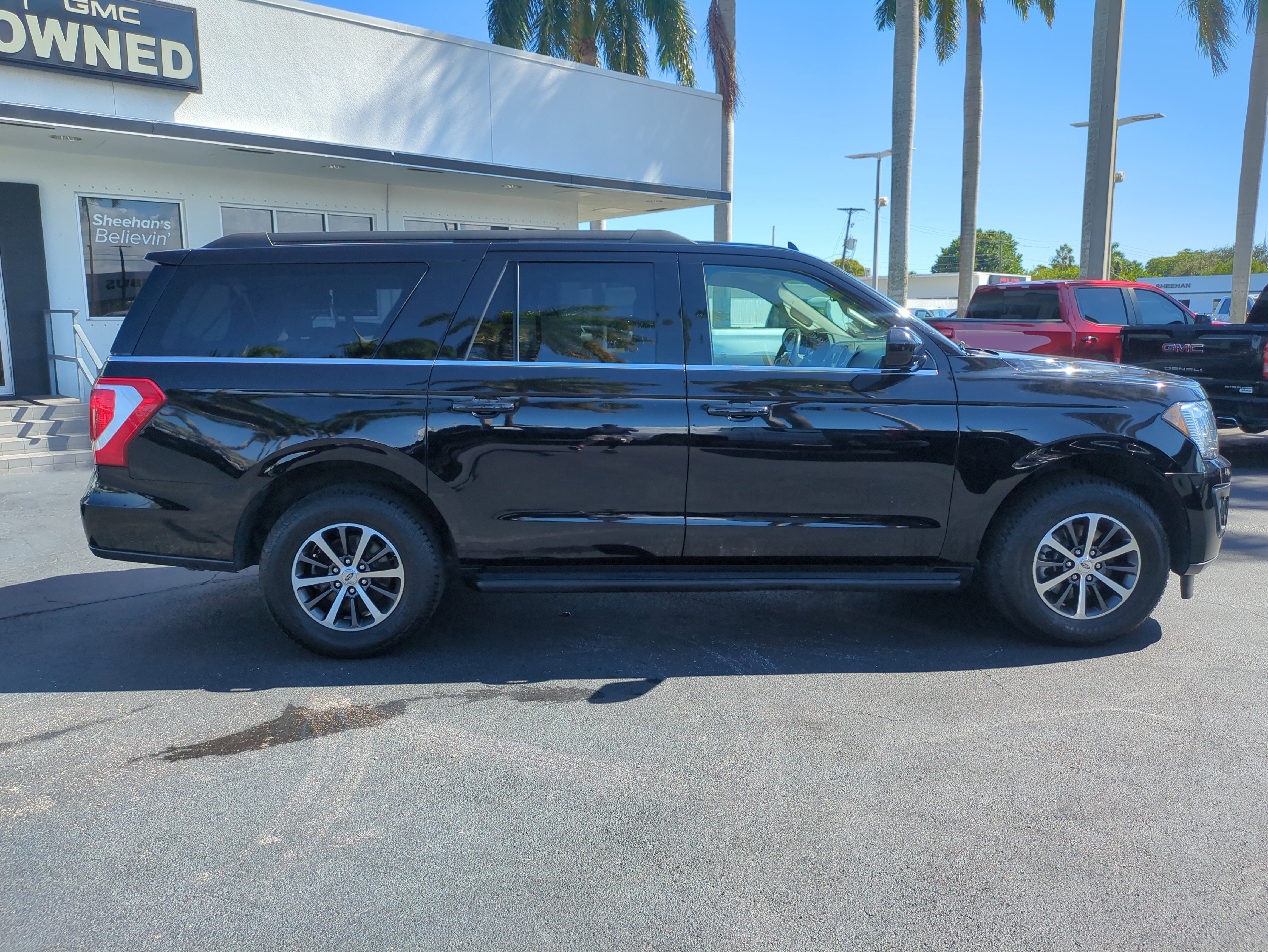 2021 Ford Expedition Max XLT