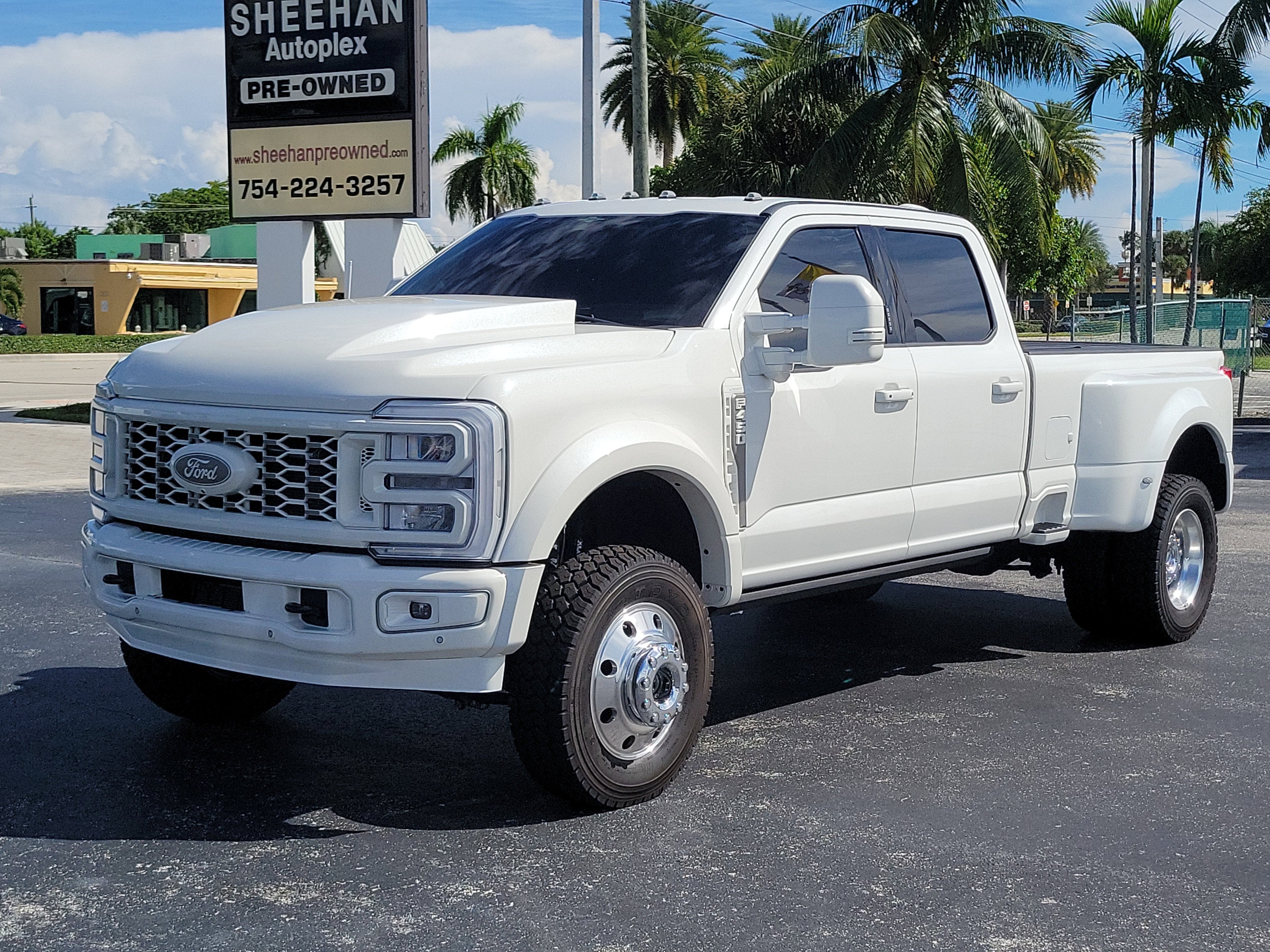 2023 Ford Super Duty F-450 DRW XL
