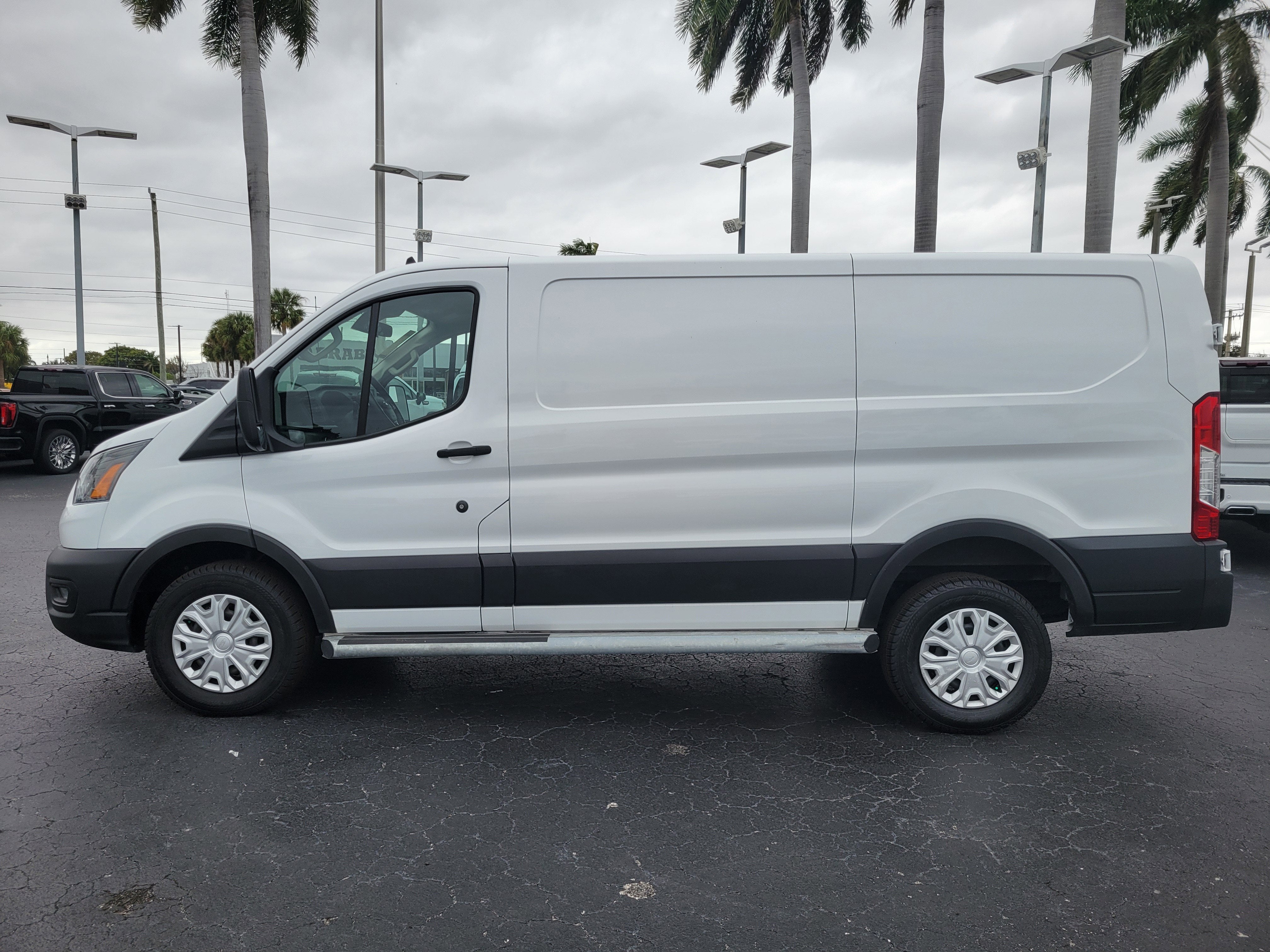 2024 Ford Transit Cargo Van 250