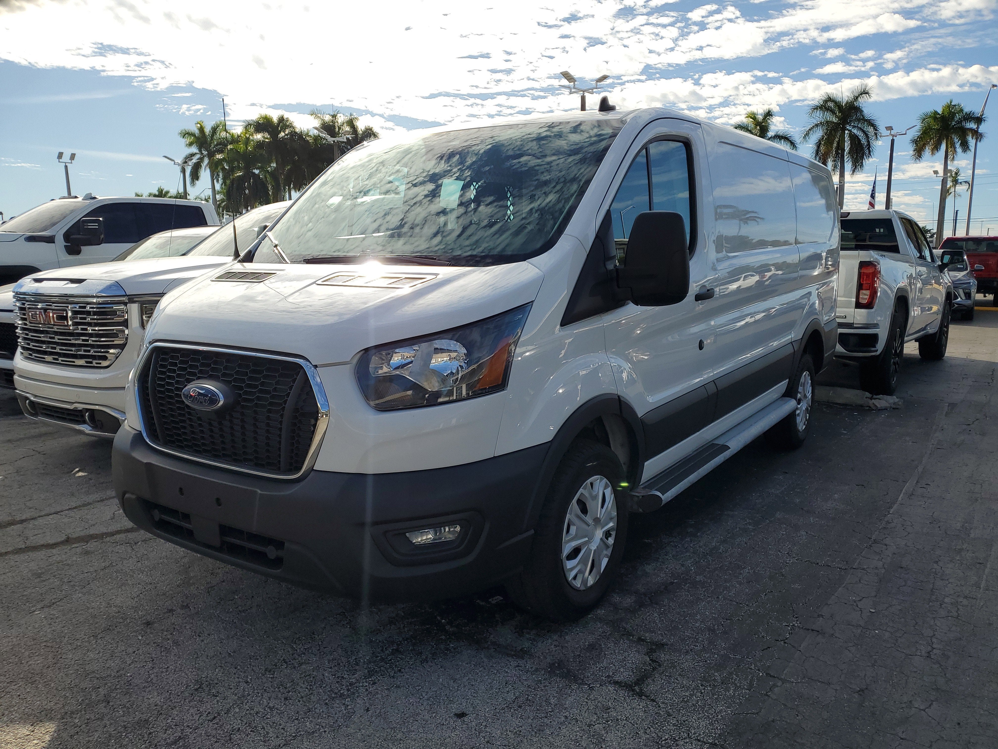 2024 Ford Transit Cargo Van 250
