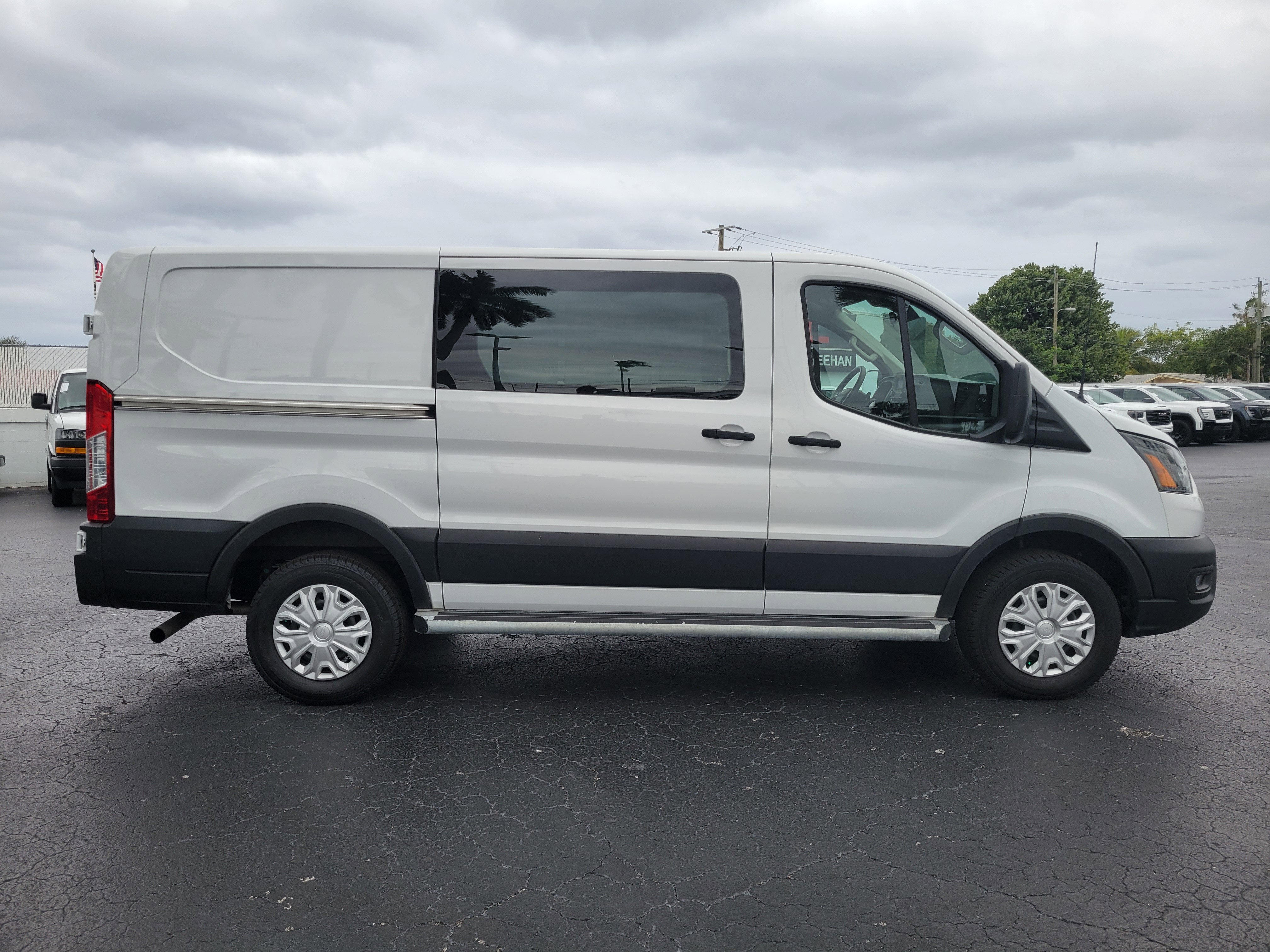 2024 Ford Transit Cargo Van 250