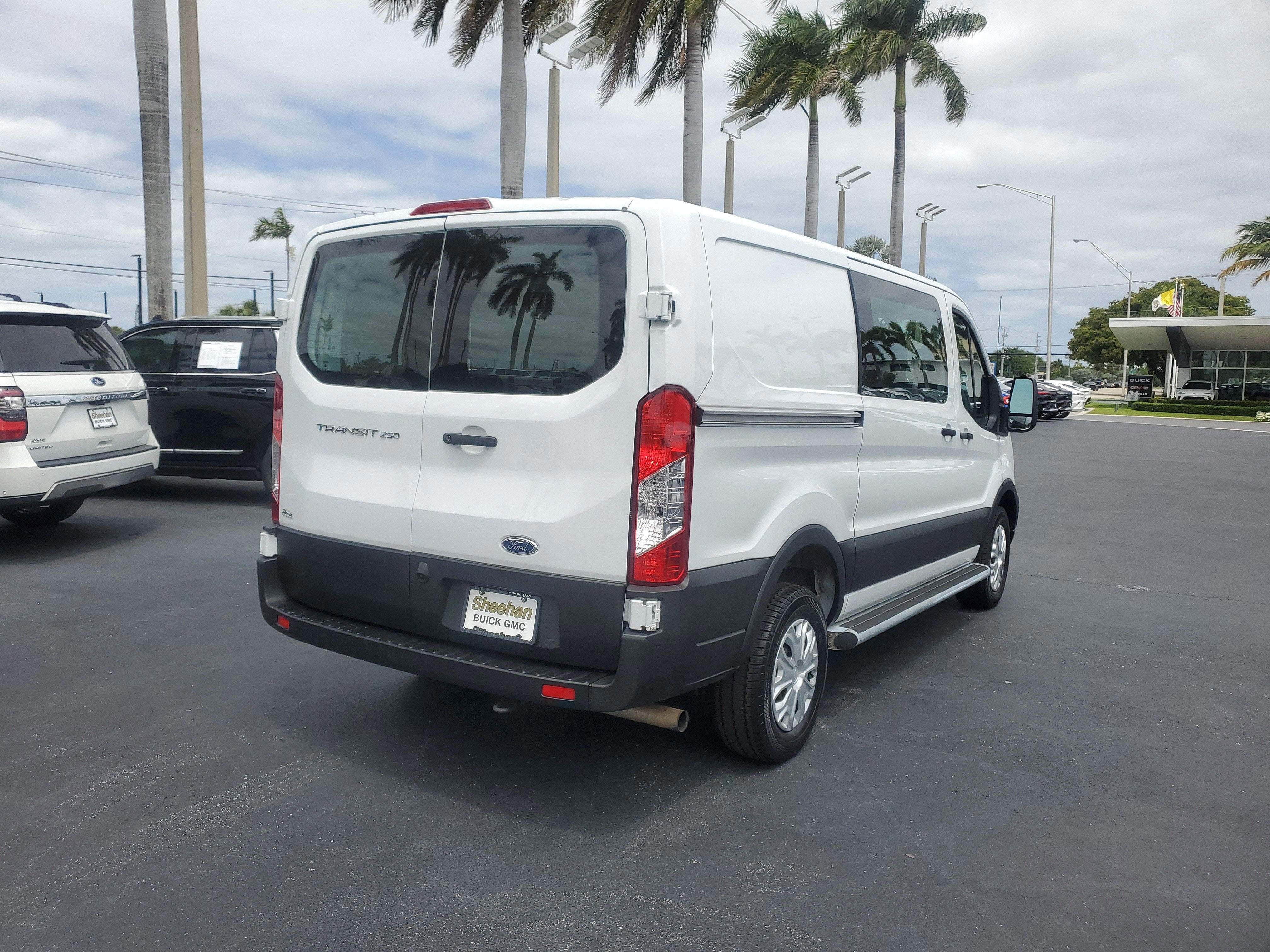 2024 Ford Transit Cargo Van 250