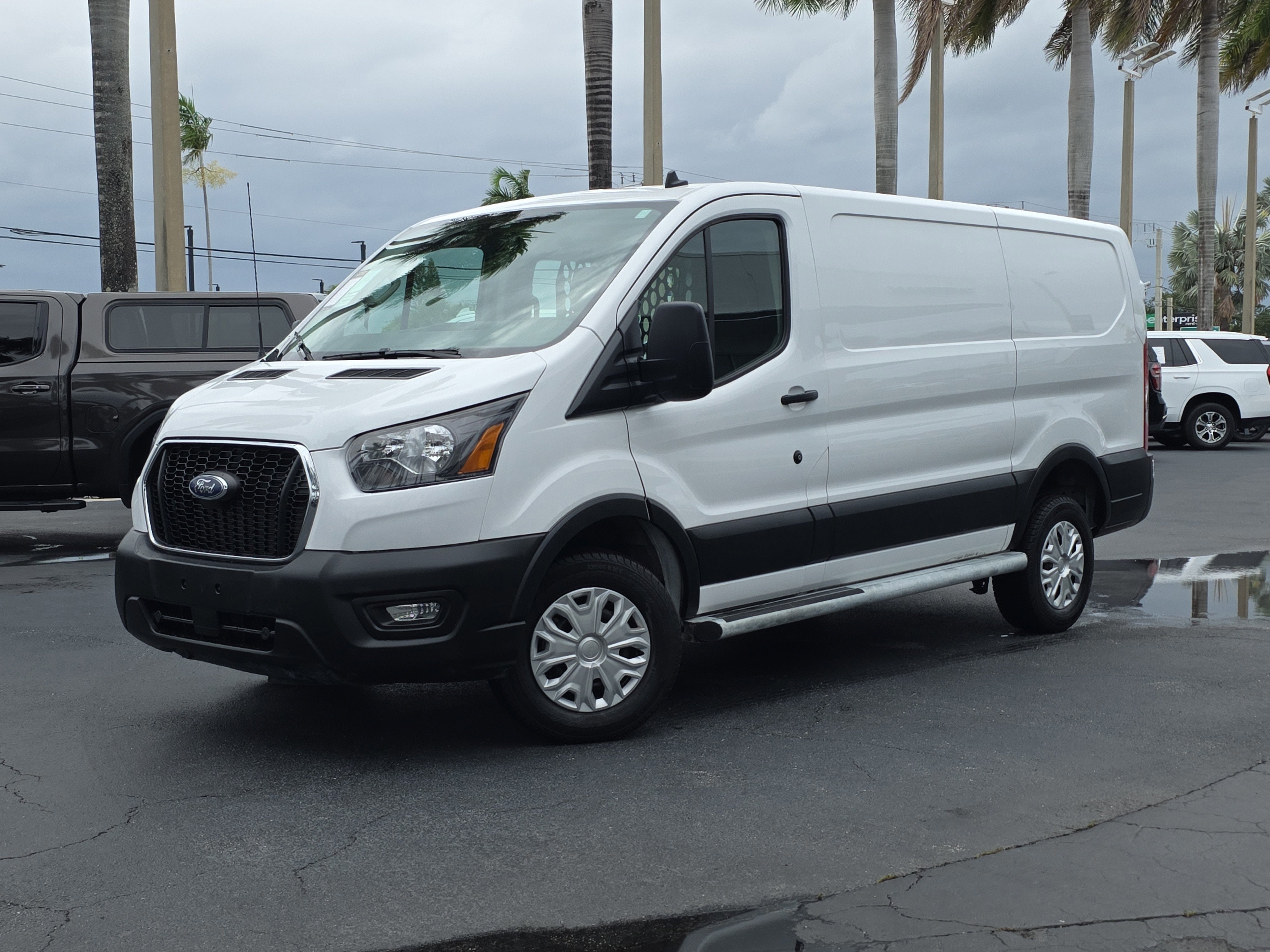 2025 Ford Transit-250 Cargo Van T250 RWD LOW RF