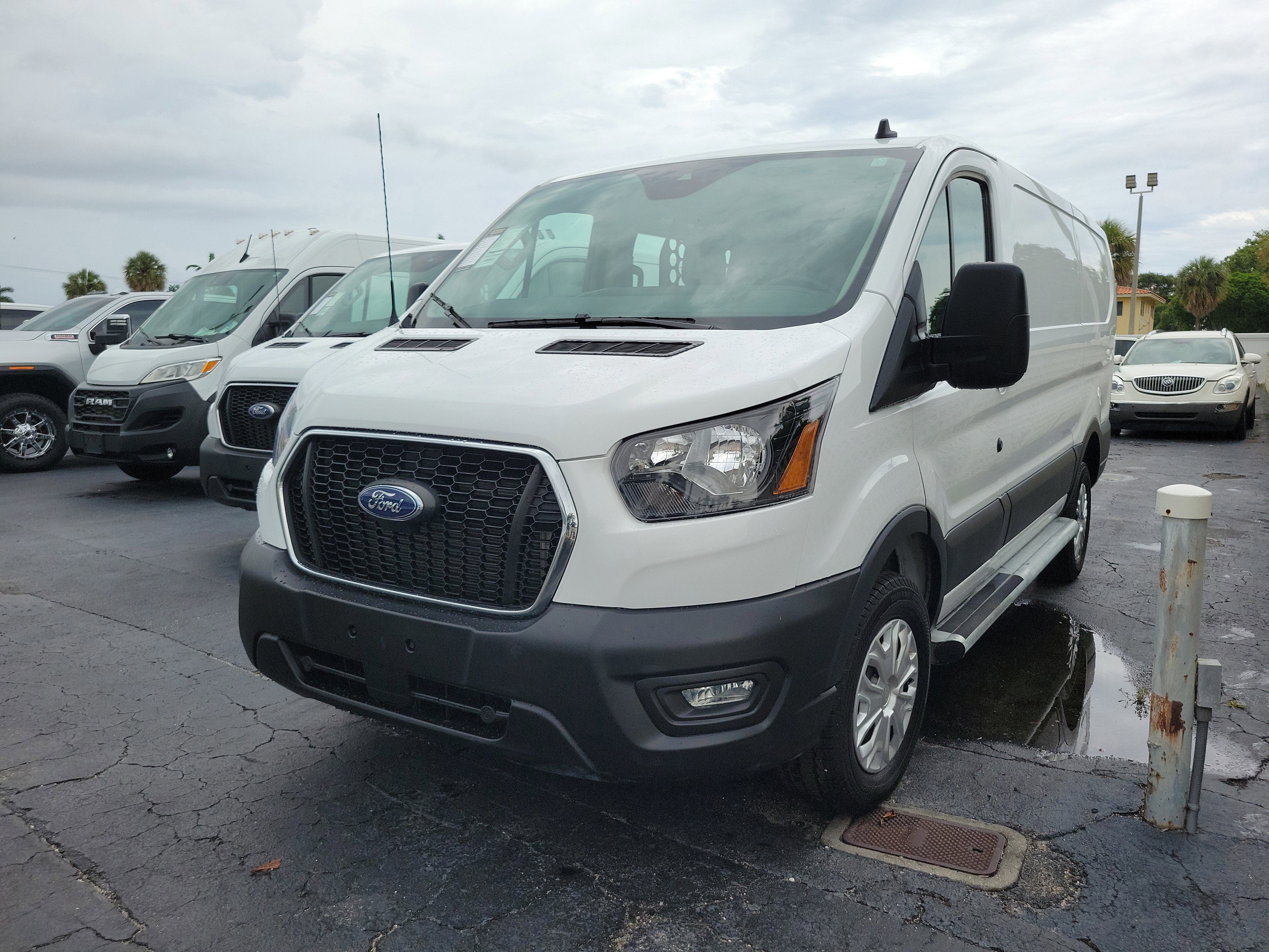 2025 Ford Transit-250 Cargo Van T250 RWD LOW RF