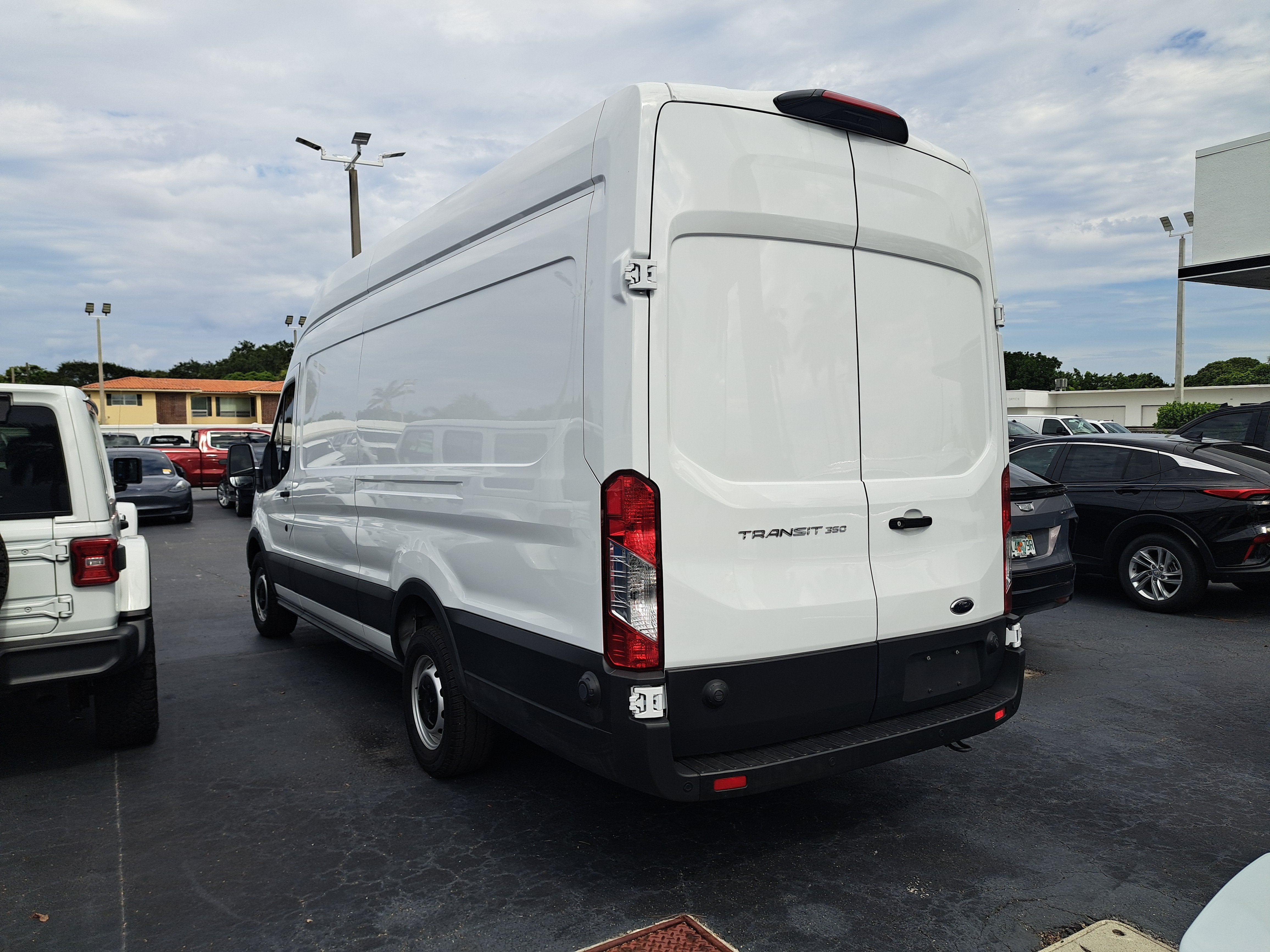 2025 Ford Transit-350 Cargo Van Base