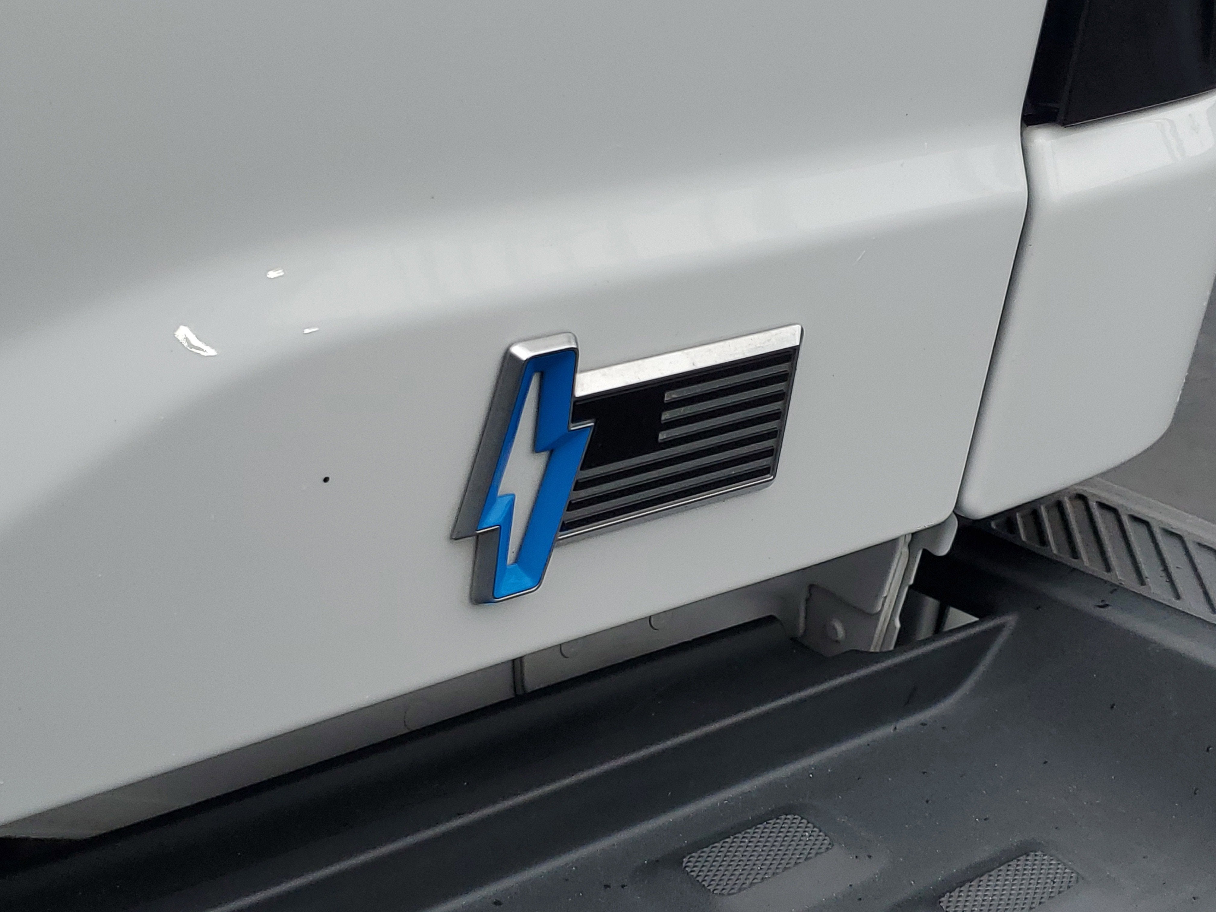 2022 Ford F-150 Lightning Pro