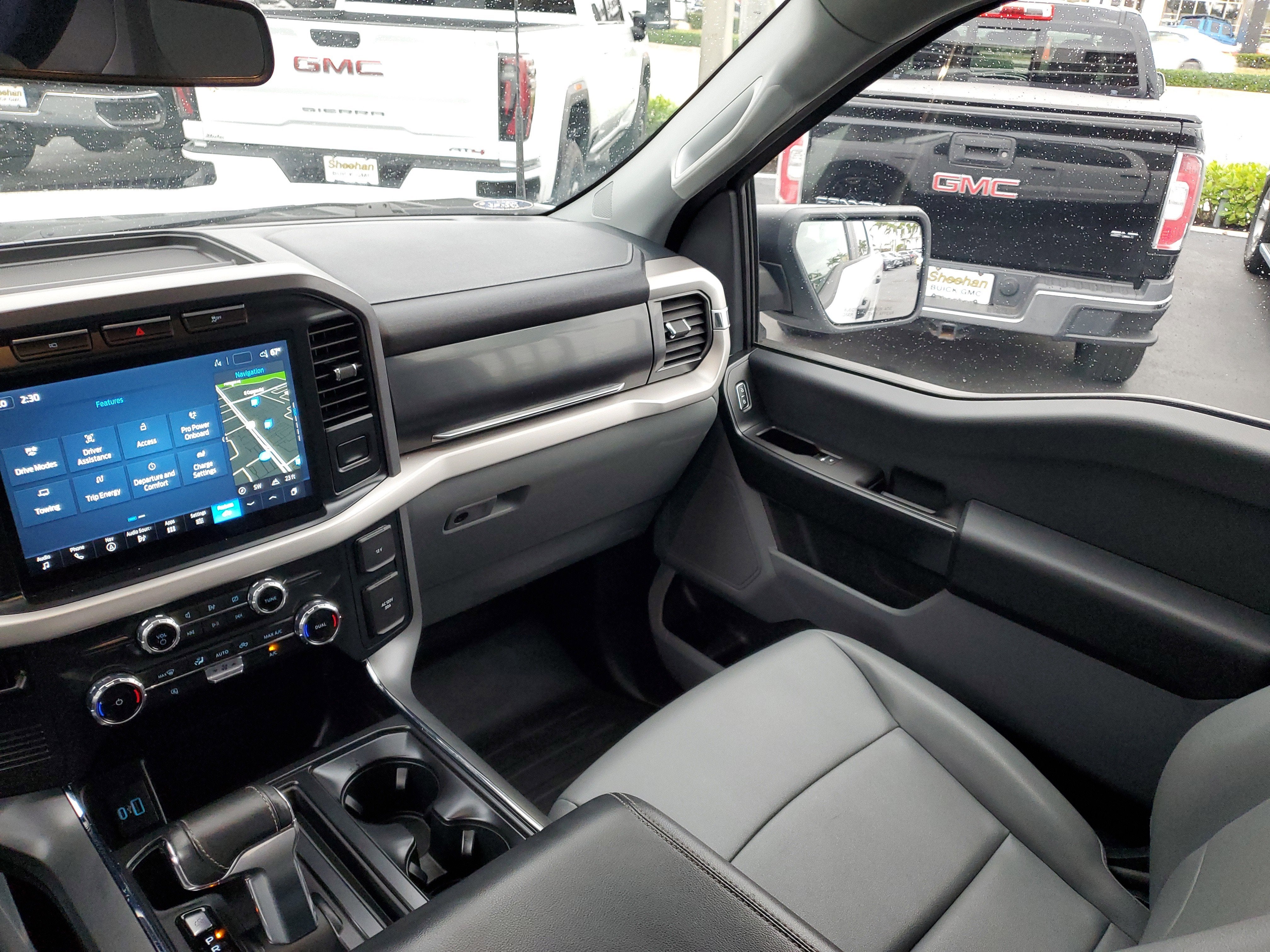 2022 Ford F-150 Lightning Pro