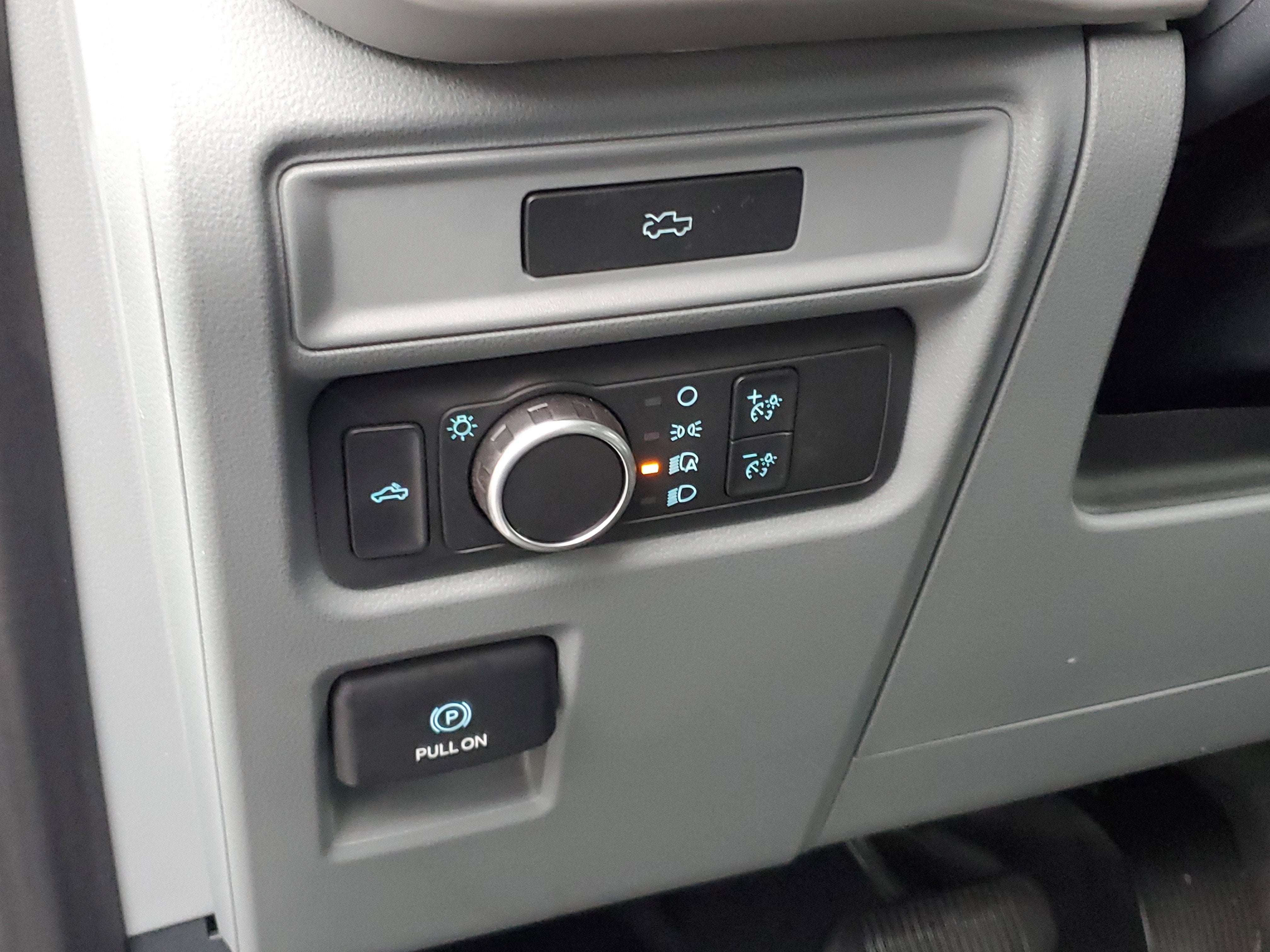 2022 Ford F-150 Lightning Pro