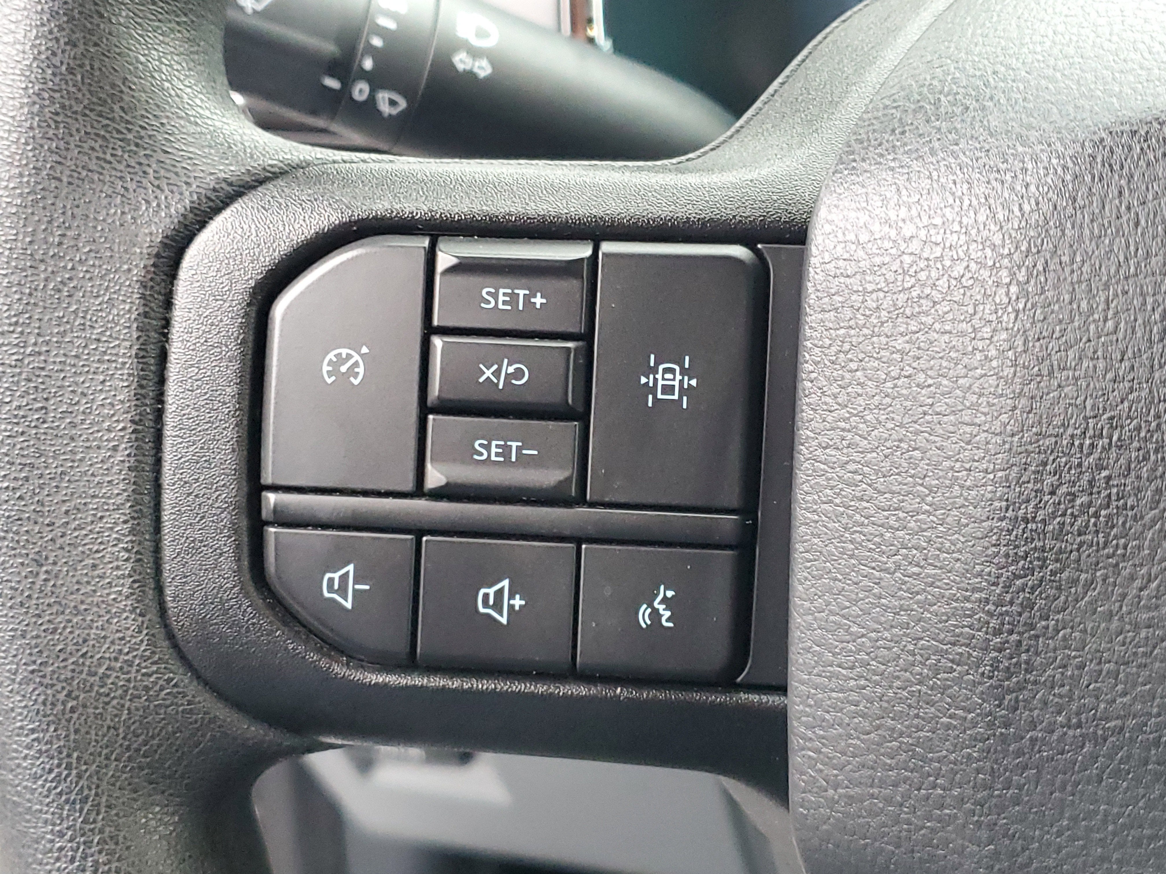 2022 Ford F-150 Lightning Pro