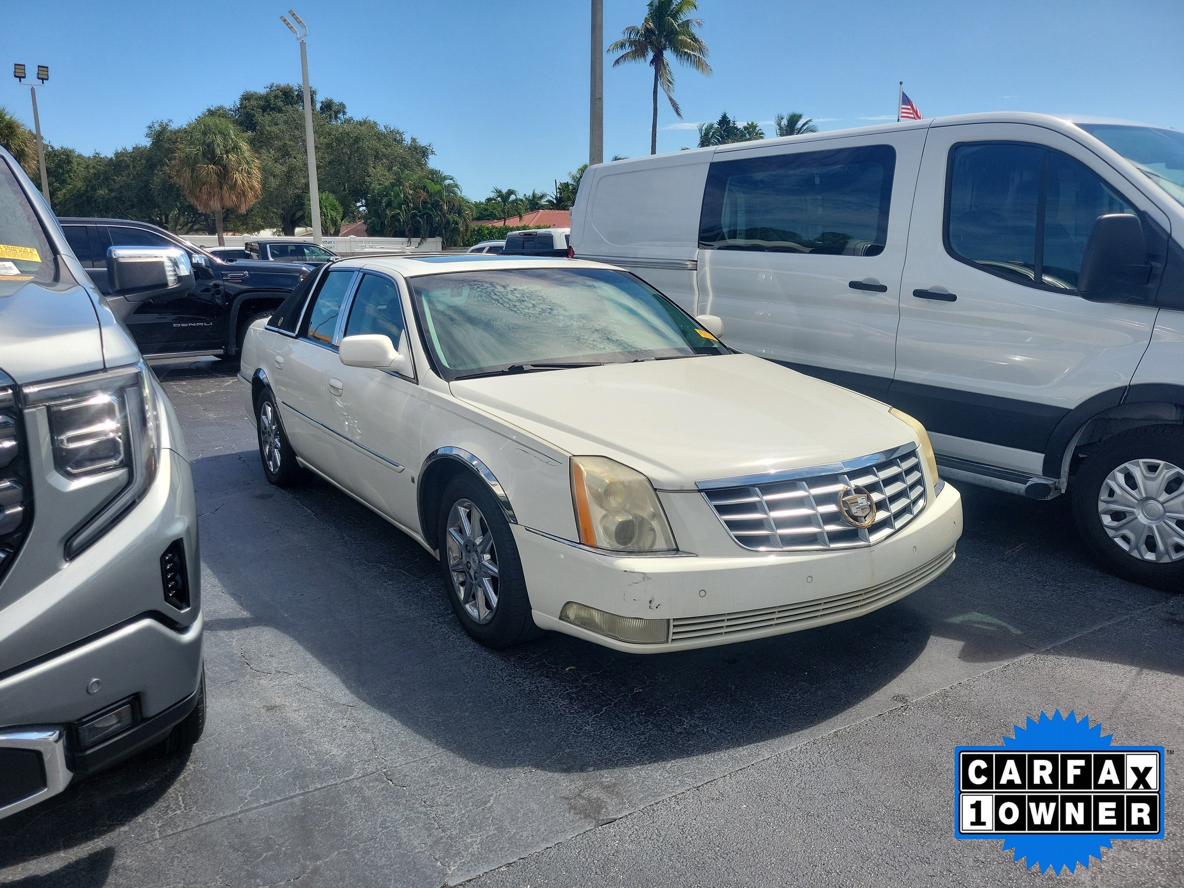 2010 Cadillac DTS w/1SC