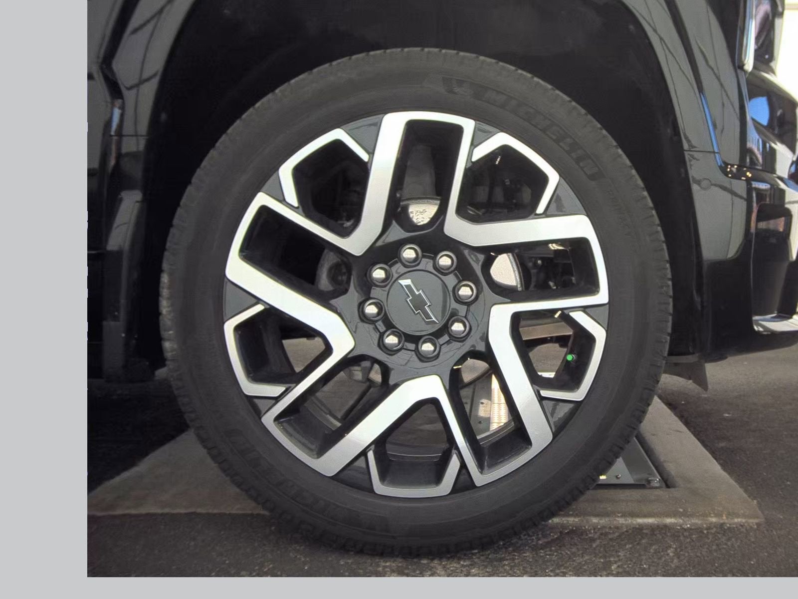 2024 Chevrolet Silverado EV RST