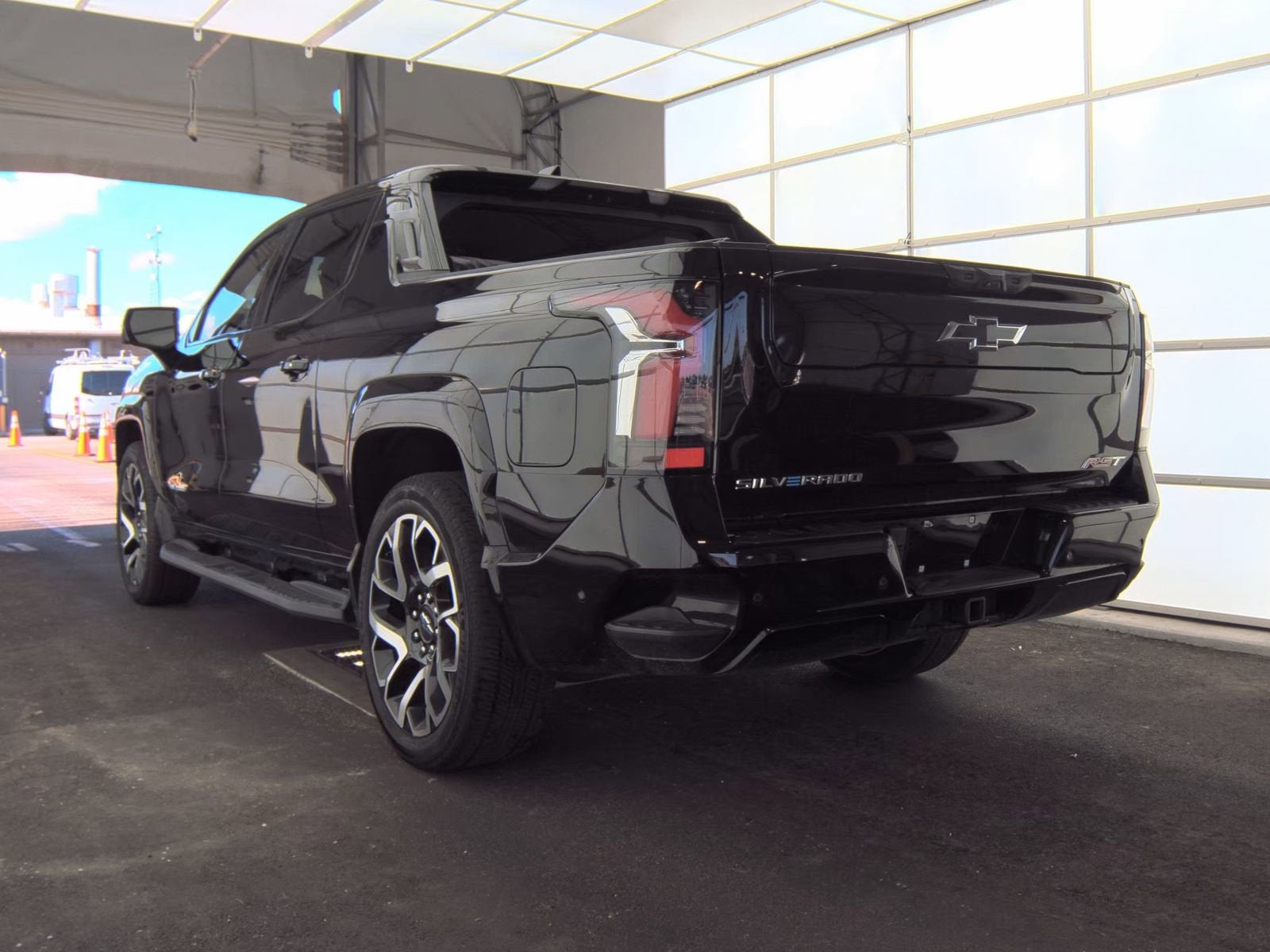 2024 Chevrolet Silverado EV RST
