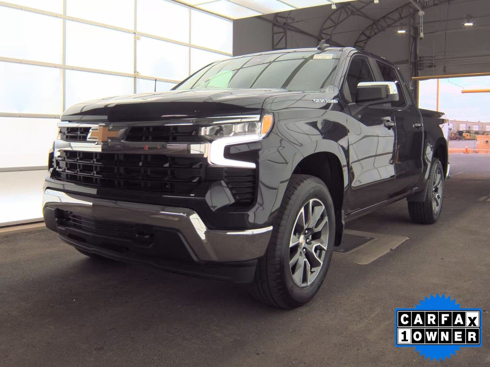2024 Chevrolet Silverado 1500 LT (2FL)