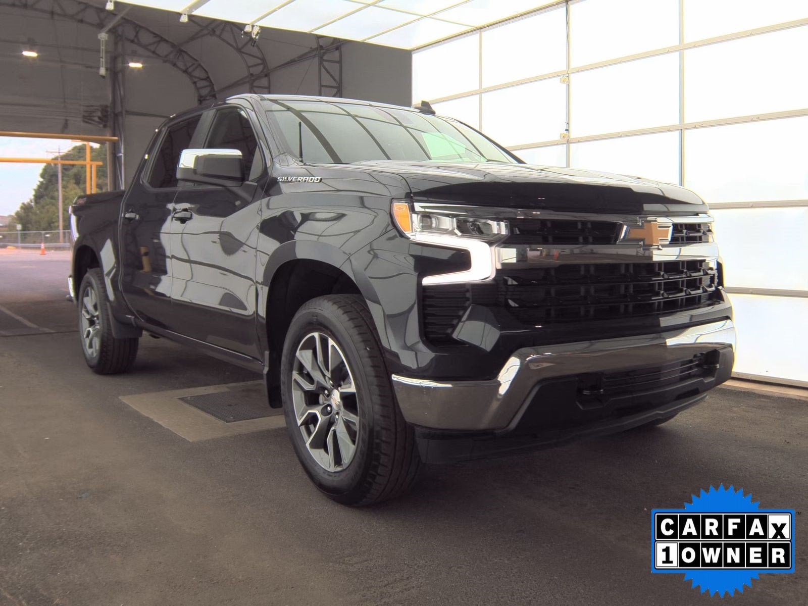 2024 Chevrolet Silverado 1500 LT (2FL)