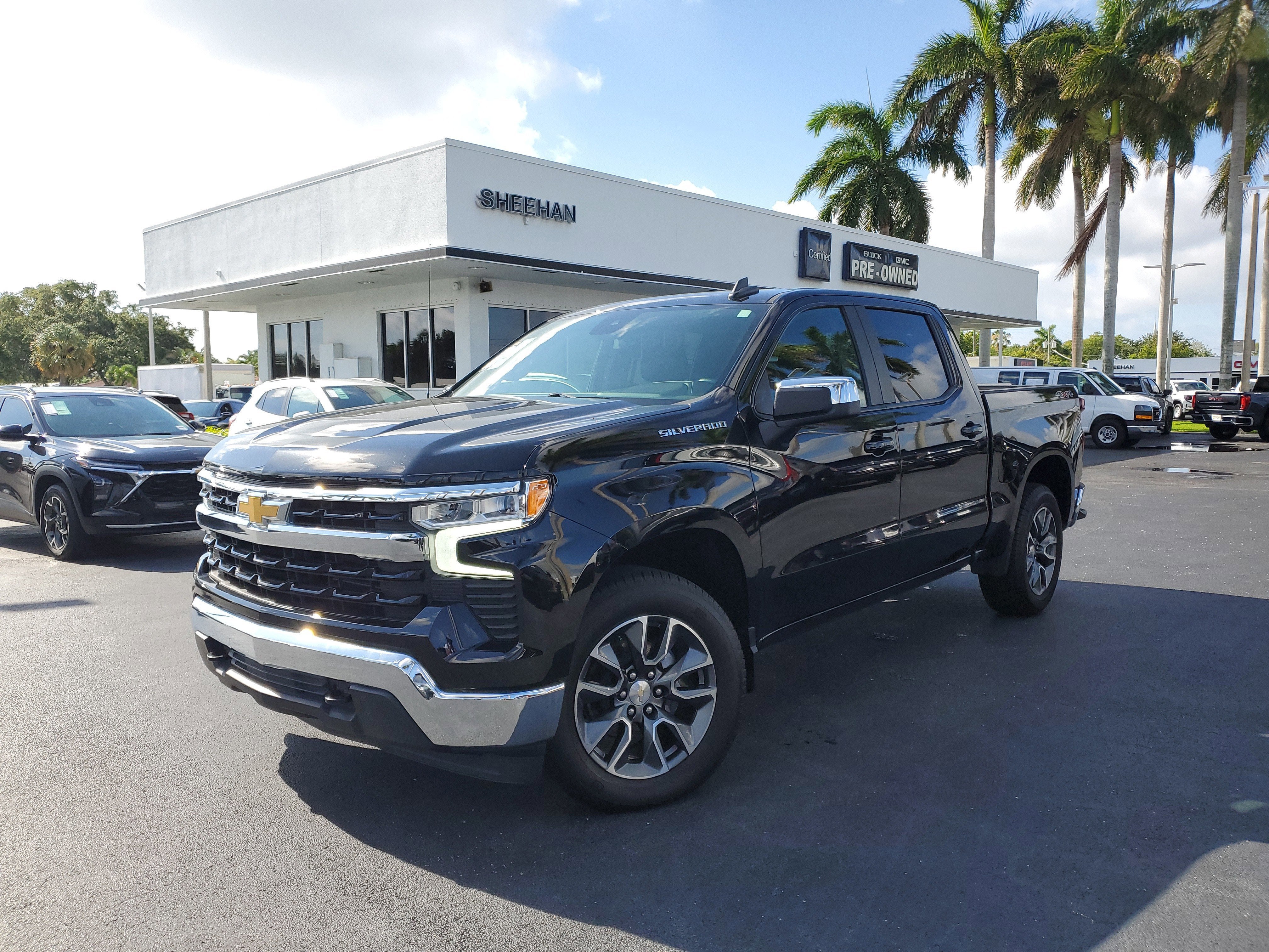 2023 Chevrolet Silverado 1500 LT (2FL)
