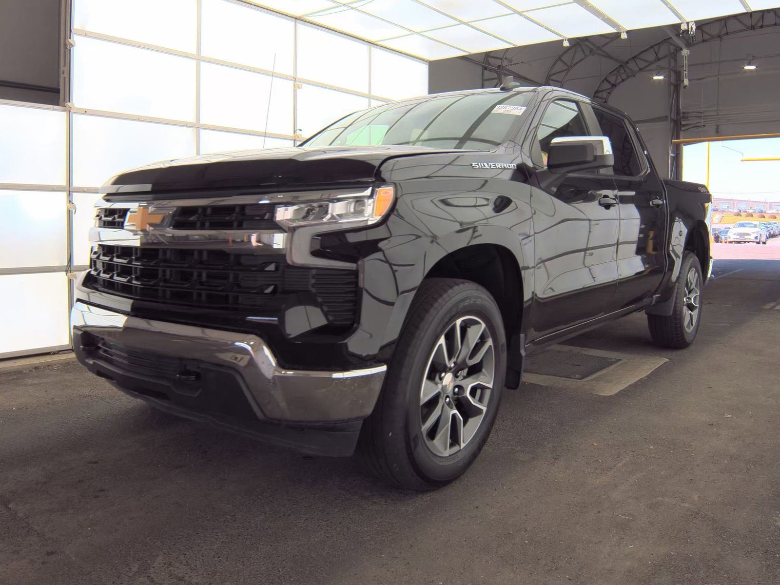 2023 Chevrolet Silverado 1500 LT (2FL)