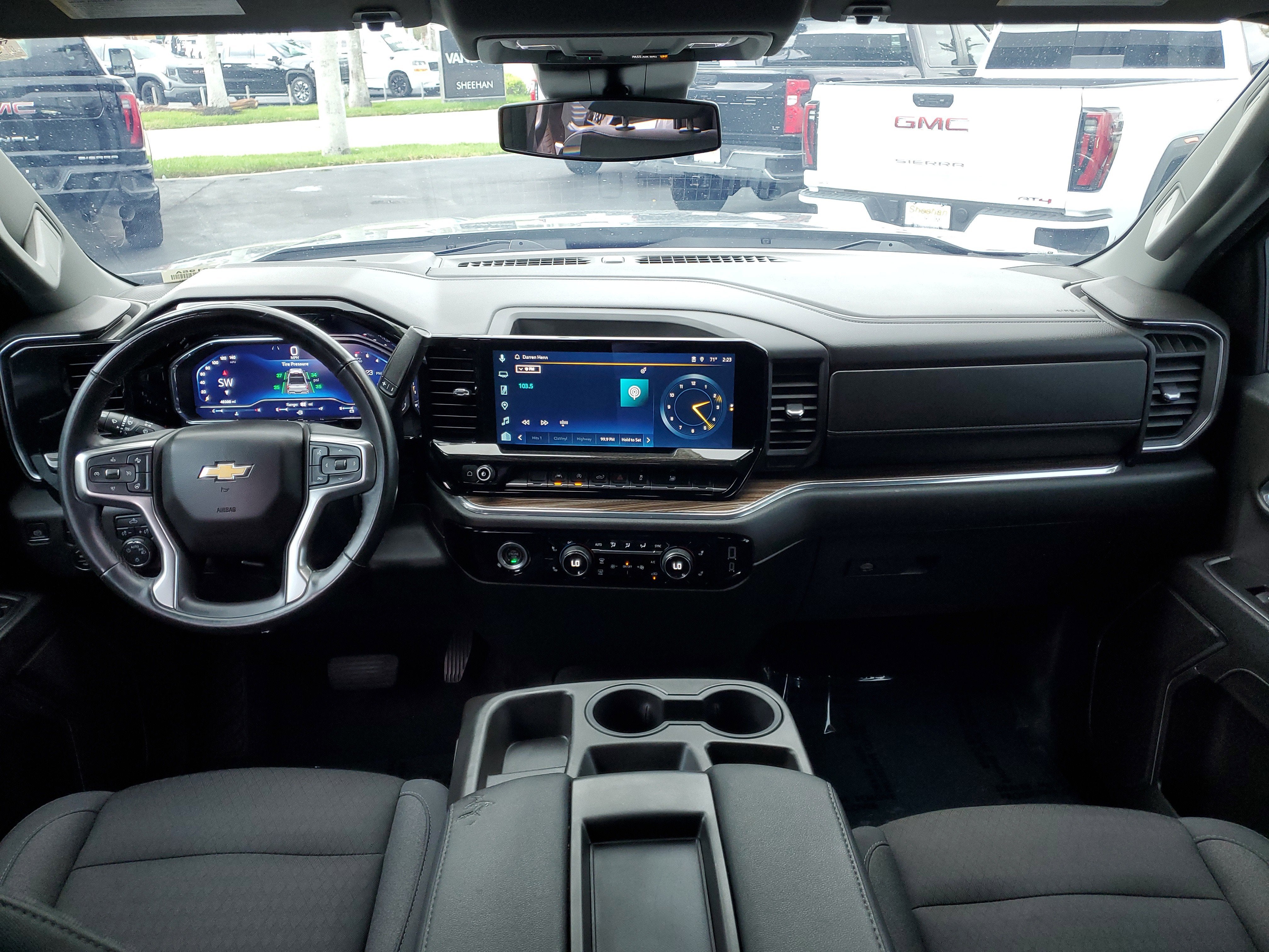 2023 Chevrolet Silverado 1500 LT (2FL)
