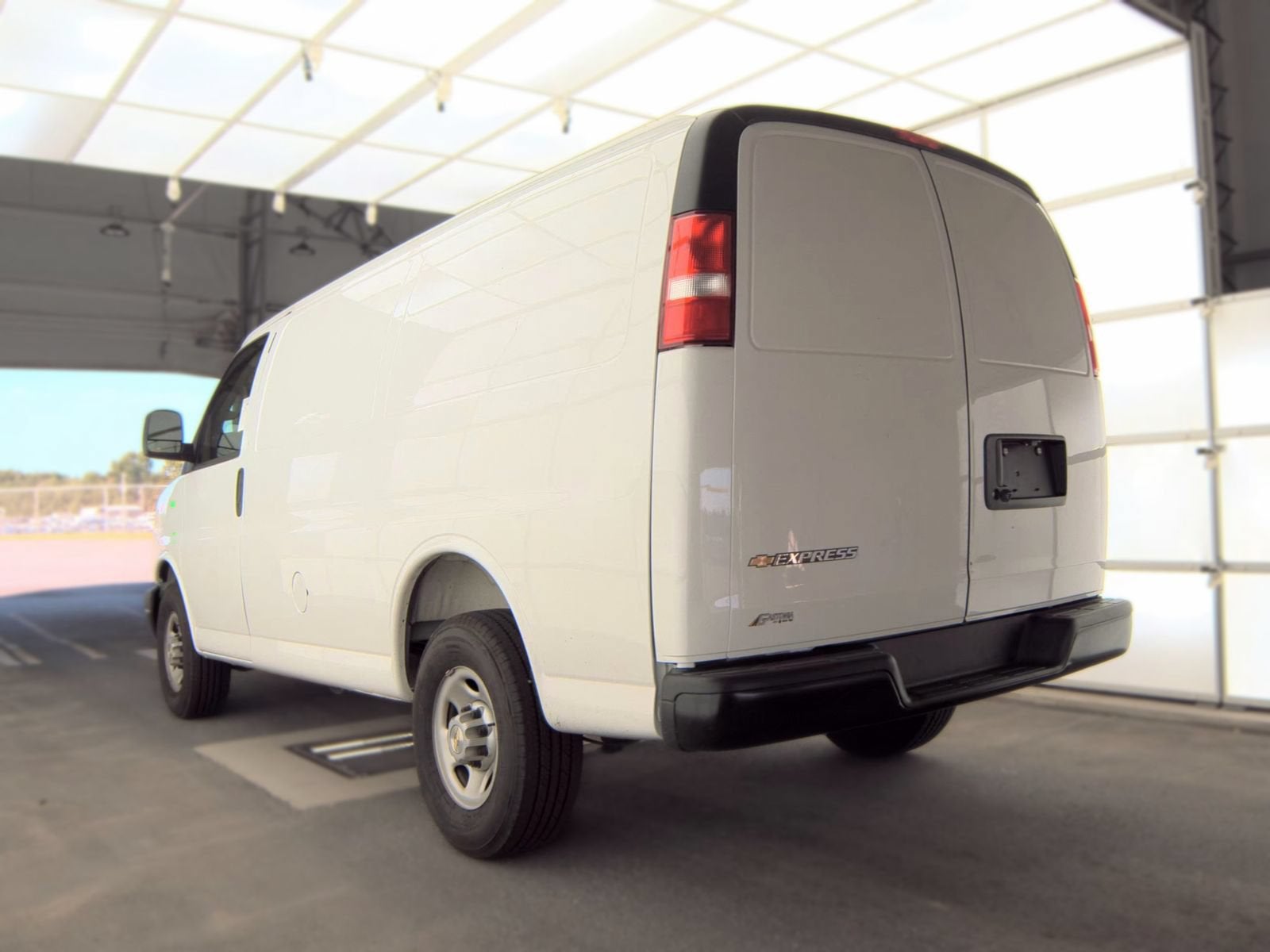 2025 Chevrolet Express Cargo WT