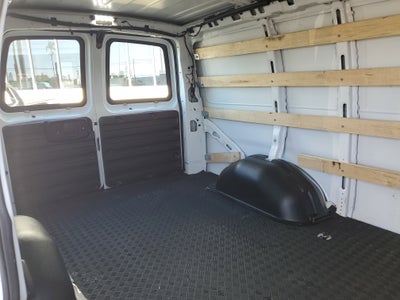 2024 Chevrolet Express Cargo 2500 WT