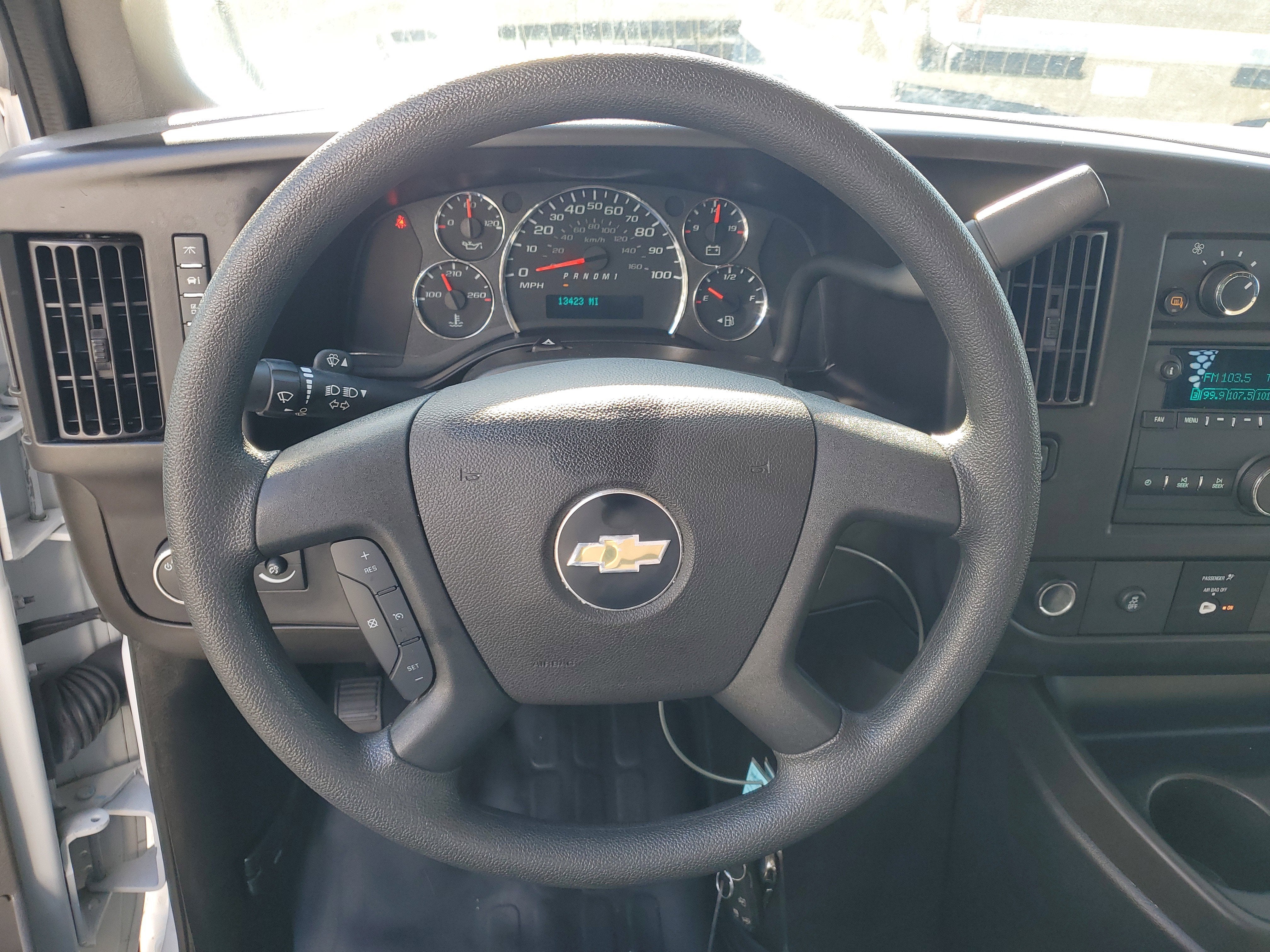 2024 Chevrolet Express Cargo 2500 WT