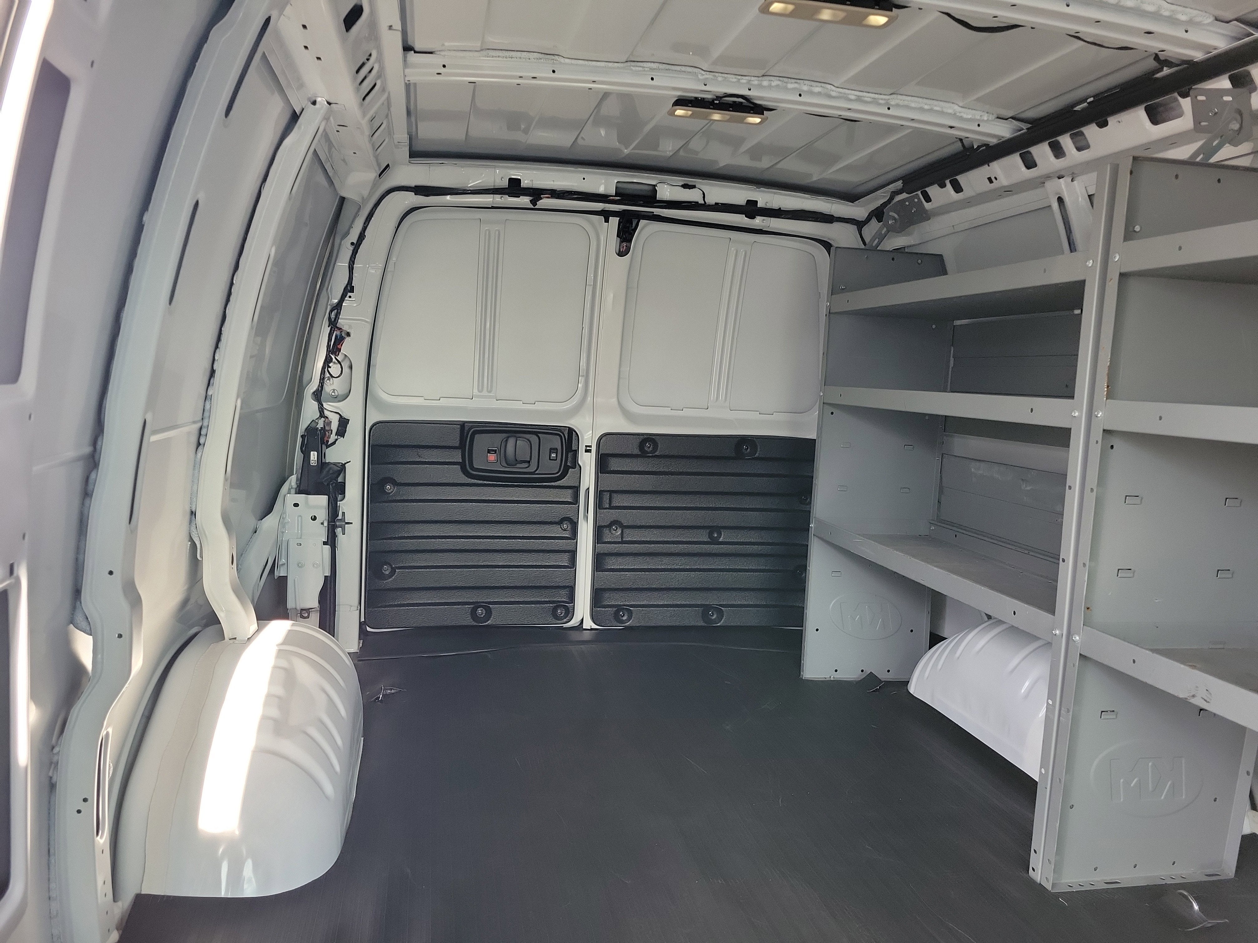 2025 Chevrolet Express Cargo 2500 WT