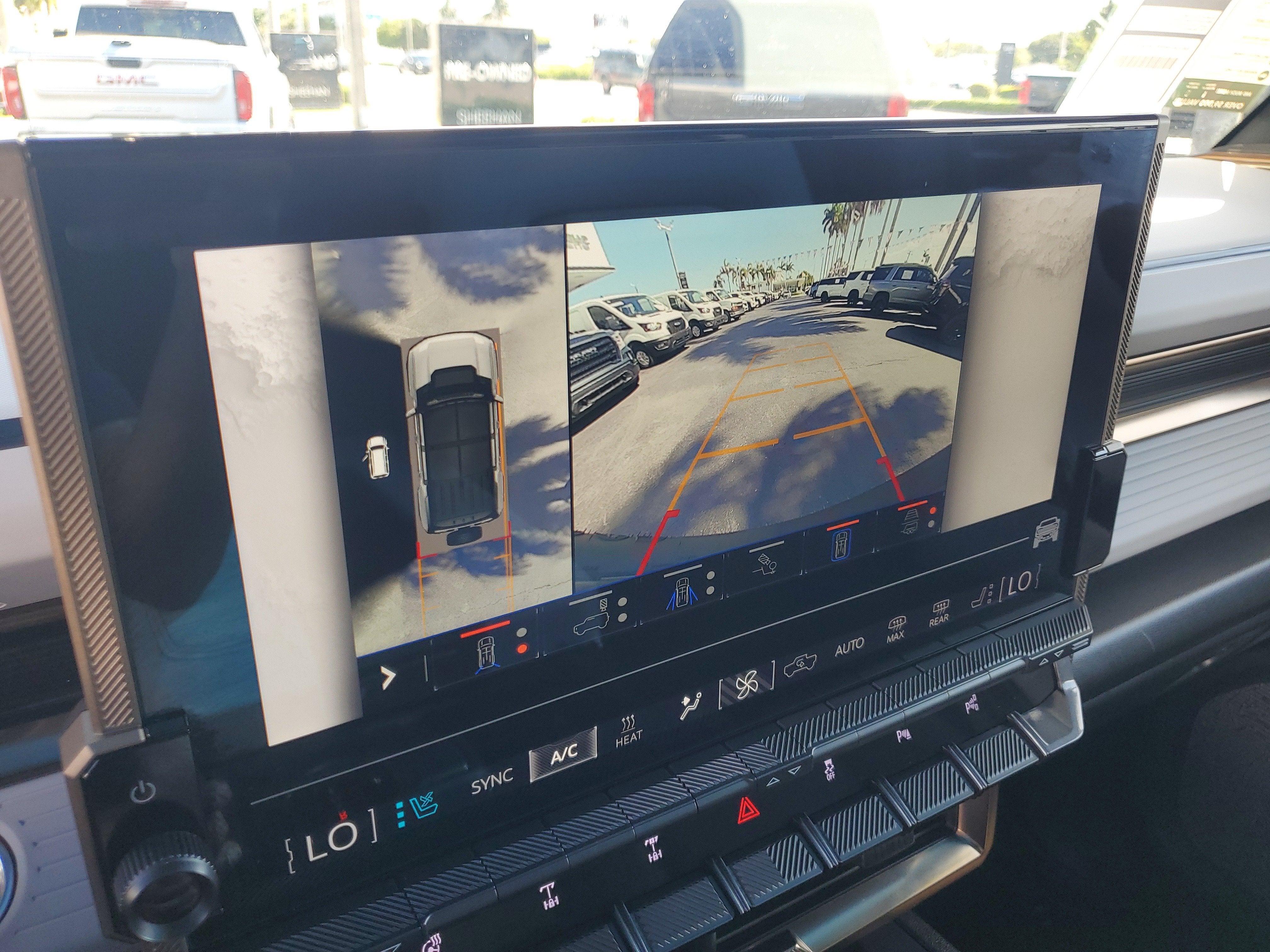 2024 GMC HUMMER EV SUV 2X
