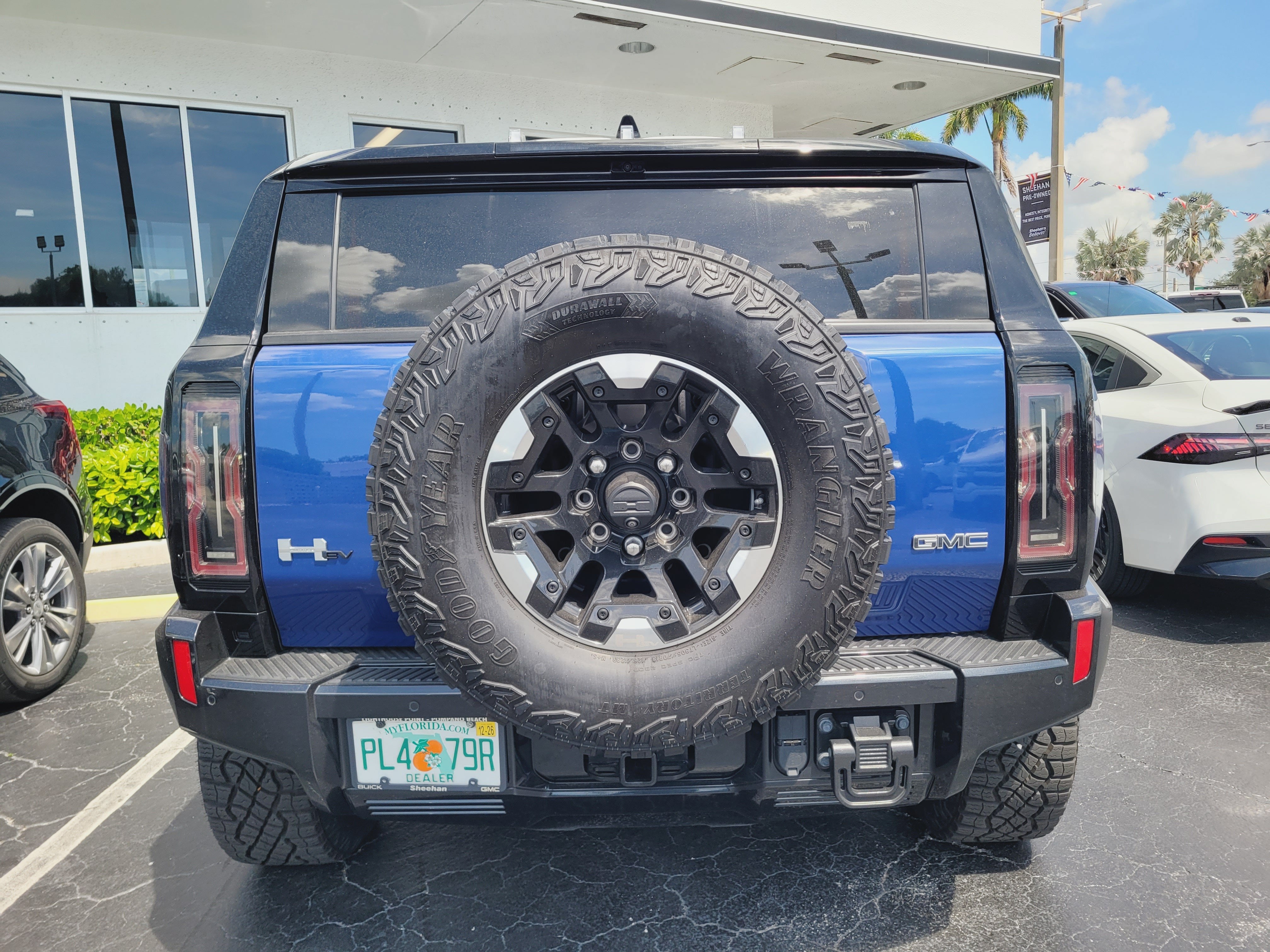 2024 GMC HUMMER EV SUV 2X