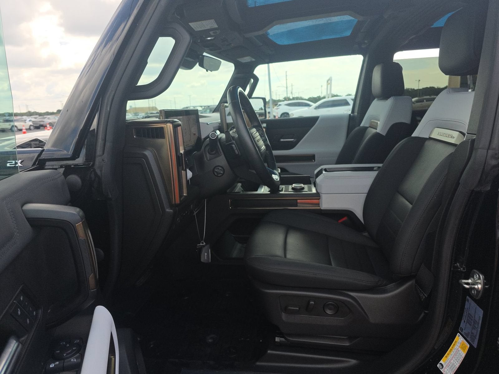 2024 GMC HUMMER EV SUV 2X