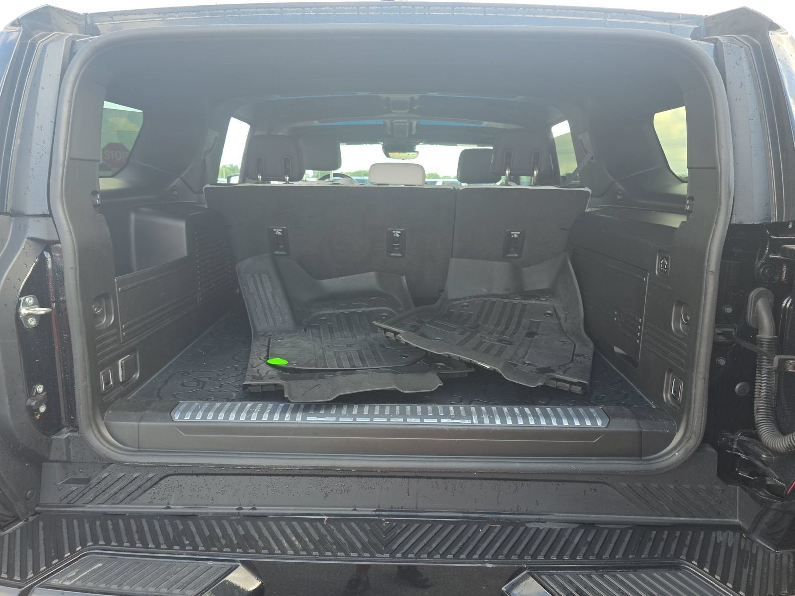2024 GMC HUMMER EV SUV 2X