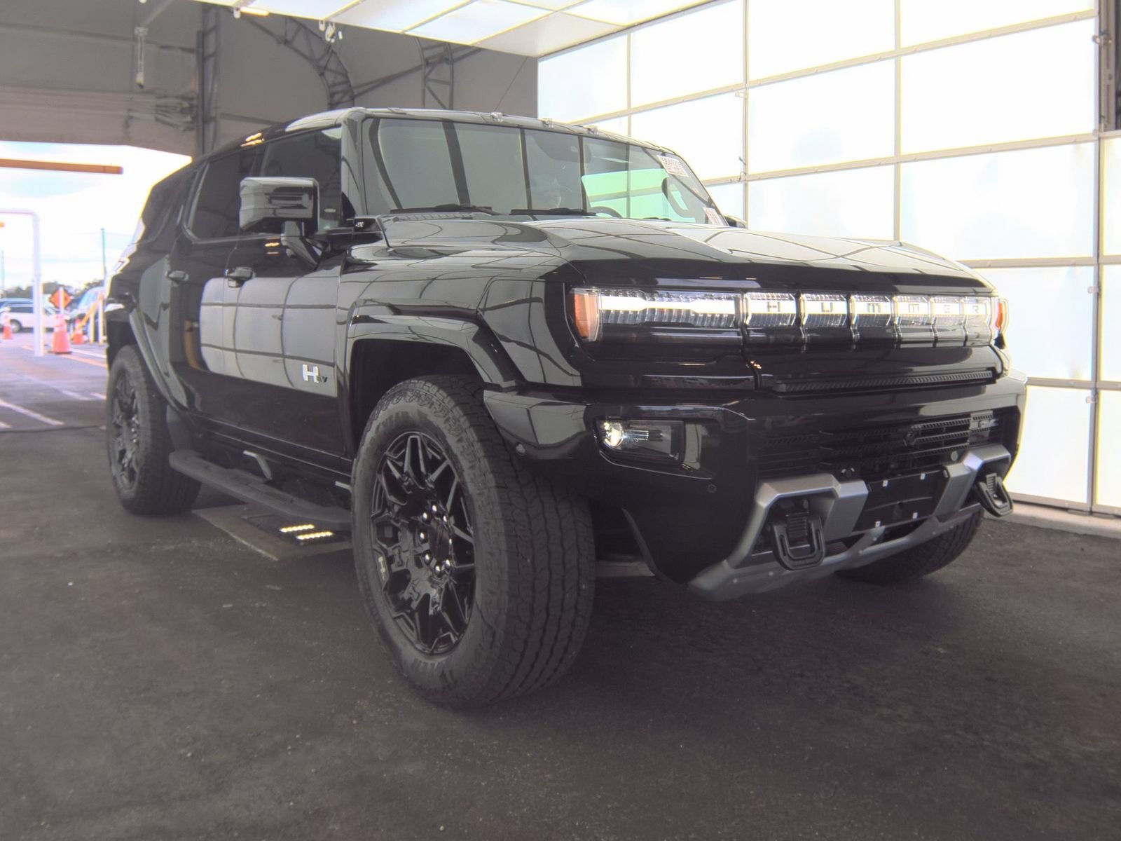 2024 GMC HUMMER EV SUV 2X