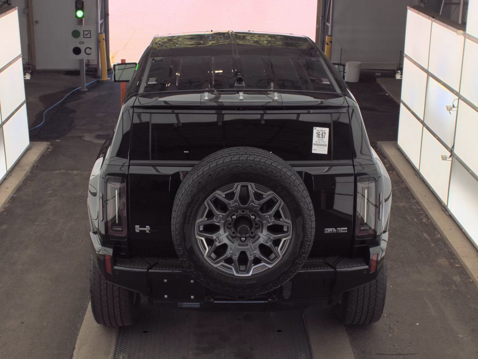 2025 GMC HUMMER EV SUV 3X