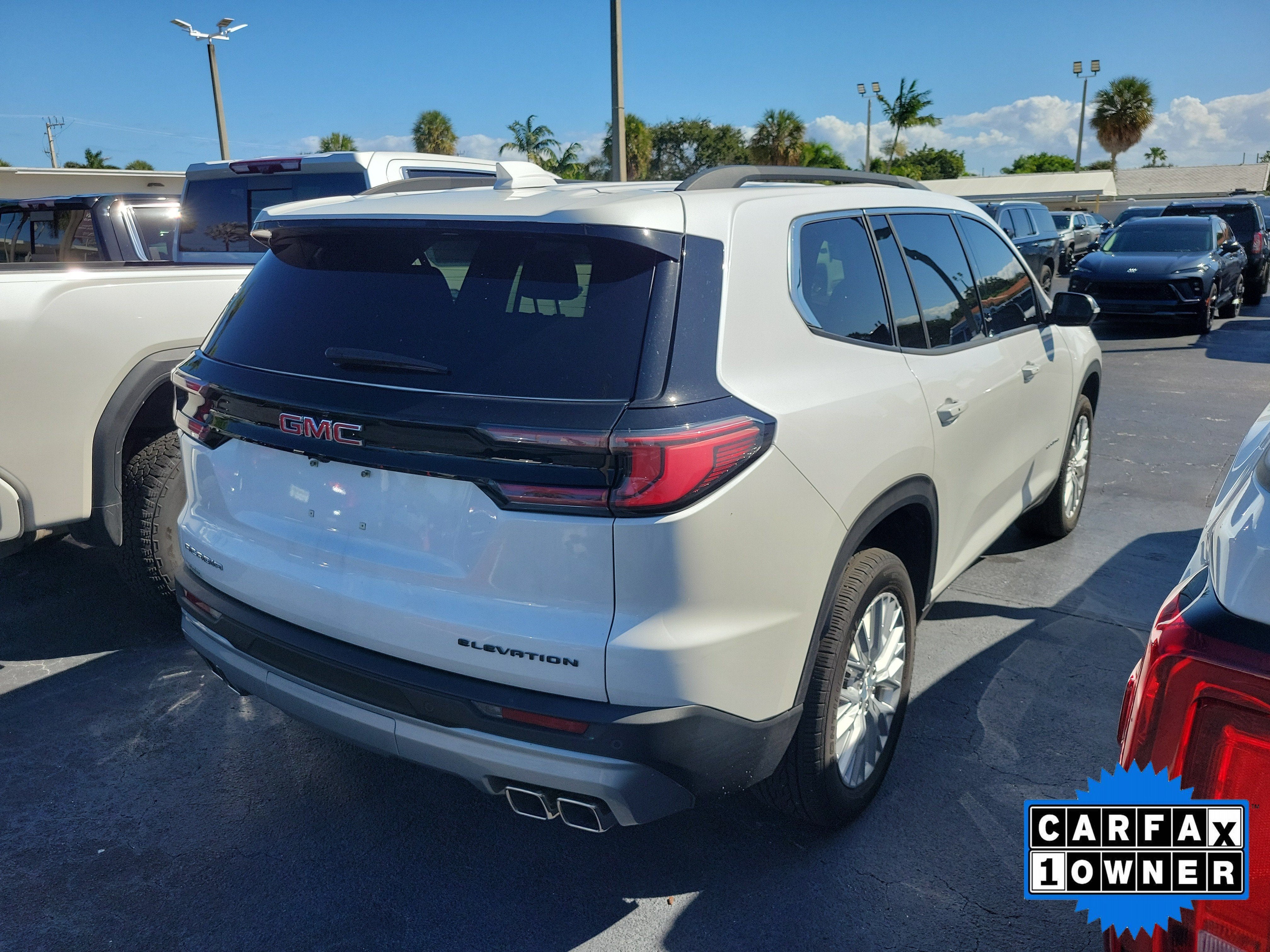 2024 GMC Acadia Elevation