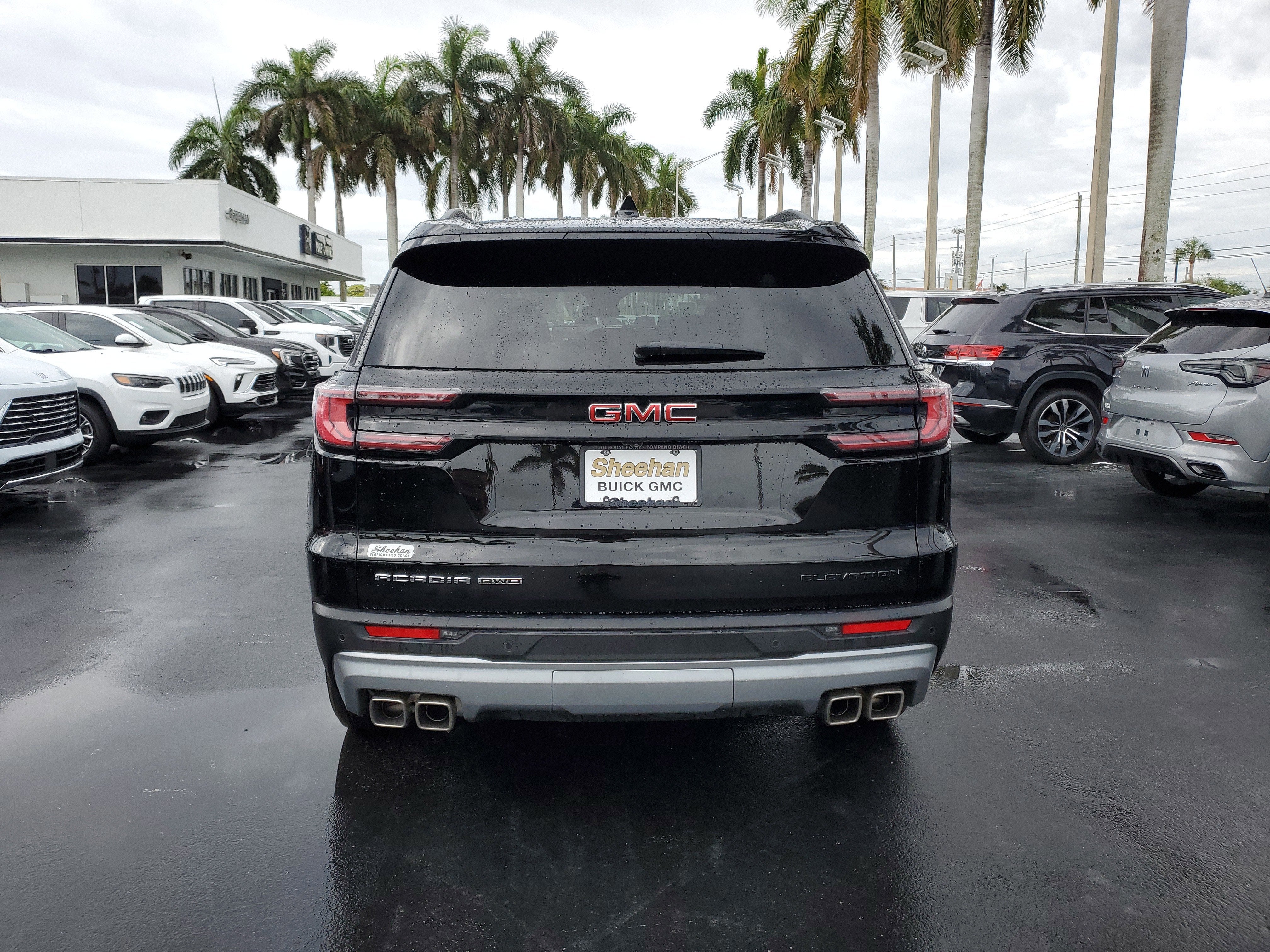 2025 GMC Acadia Elevation